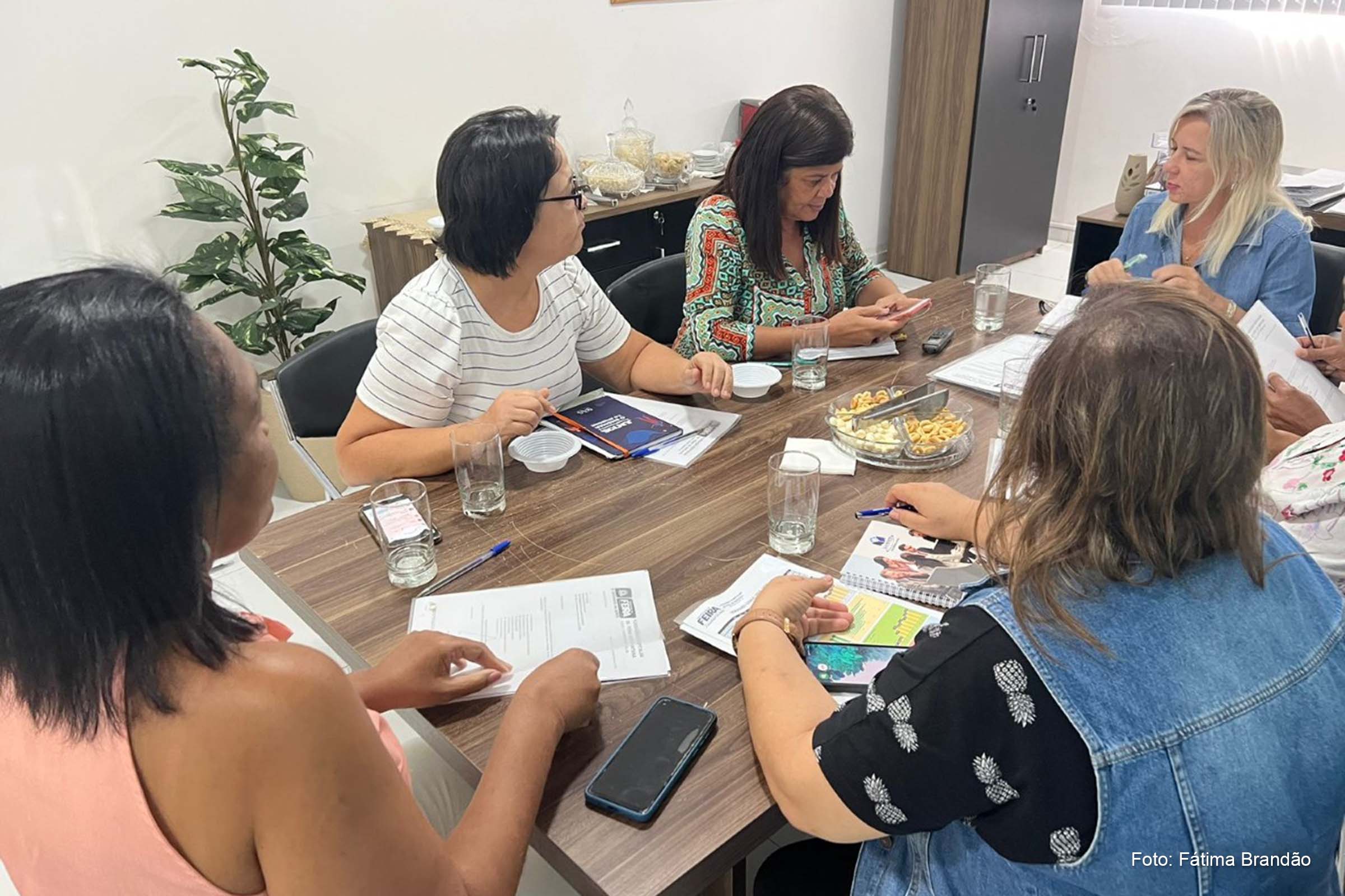 Durante a reunião, o Conselho Administrativo da Fundação Hospitalar discutiu, entre outros assuntos, a intensificação do treinamento para o Curso de Gestantes.