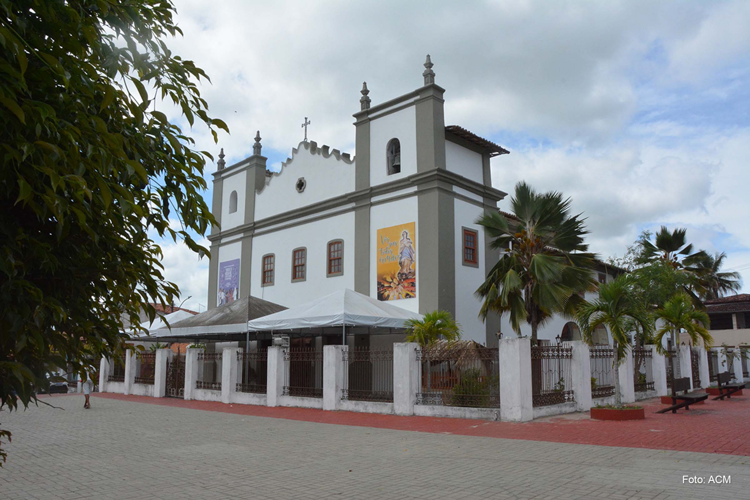 Os shows na Praça Capitão Rocha vão ocorrer neste sábado e domingo (11 e 12/02/2023).