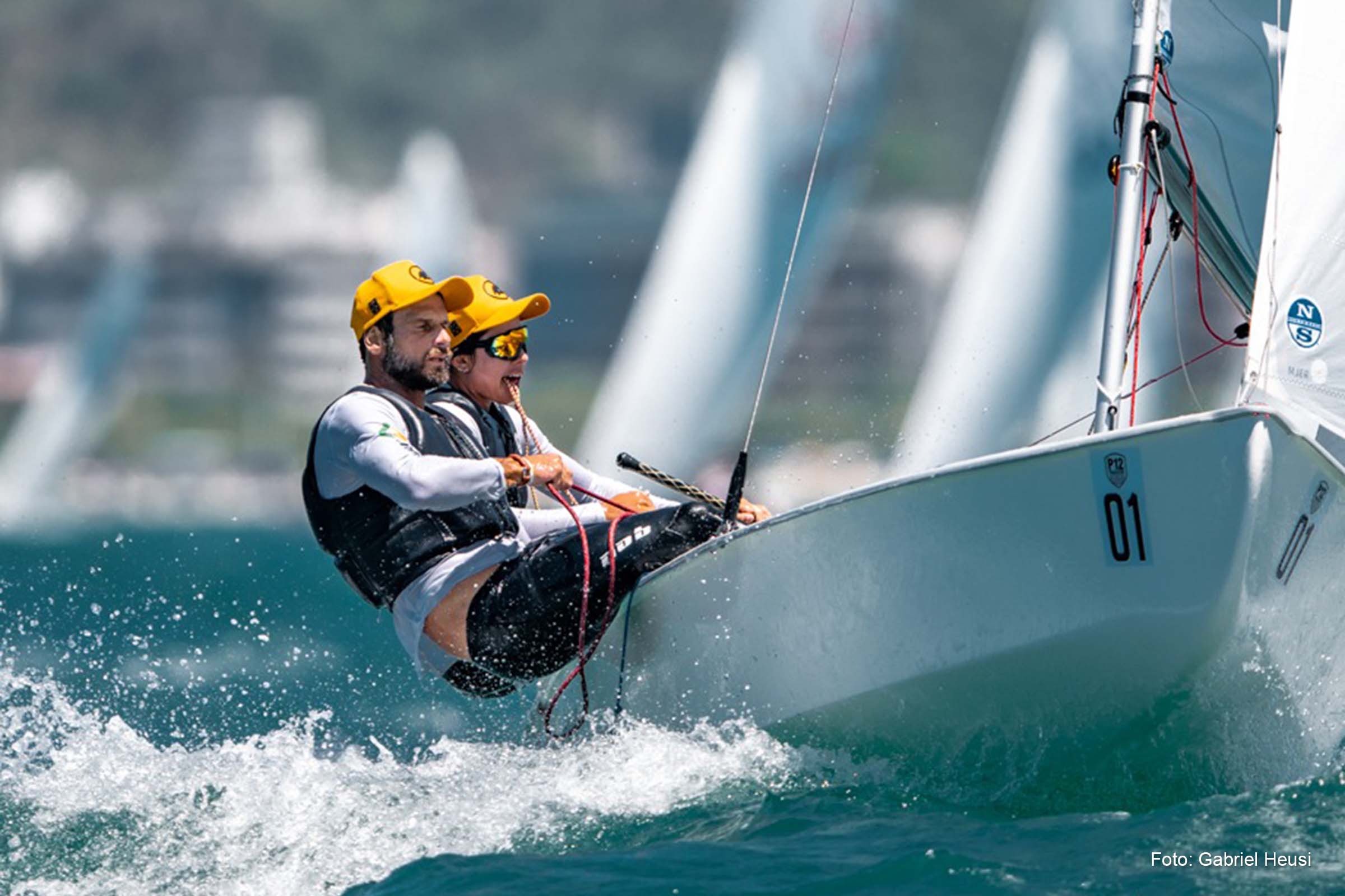 A velejadora Juliana Duque, atleta do Yacht Clube da Bahia e da Marinha do Brasil, é a primeira mulher a conquistar esse título.