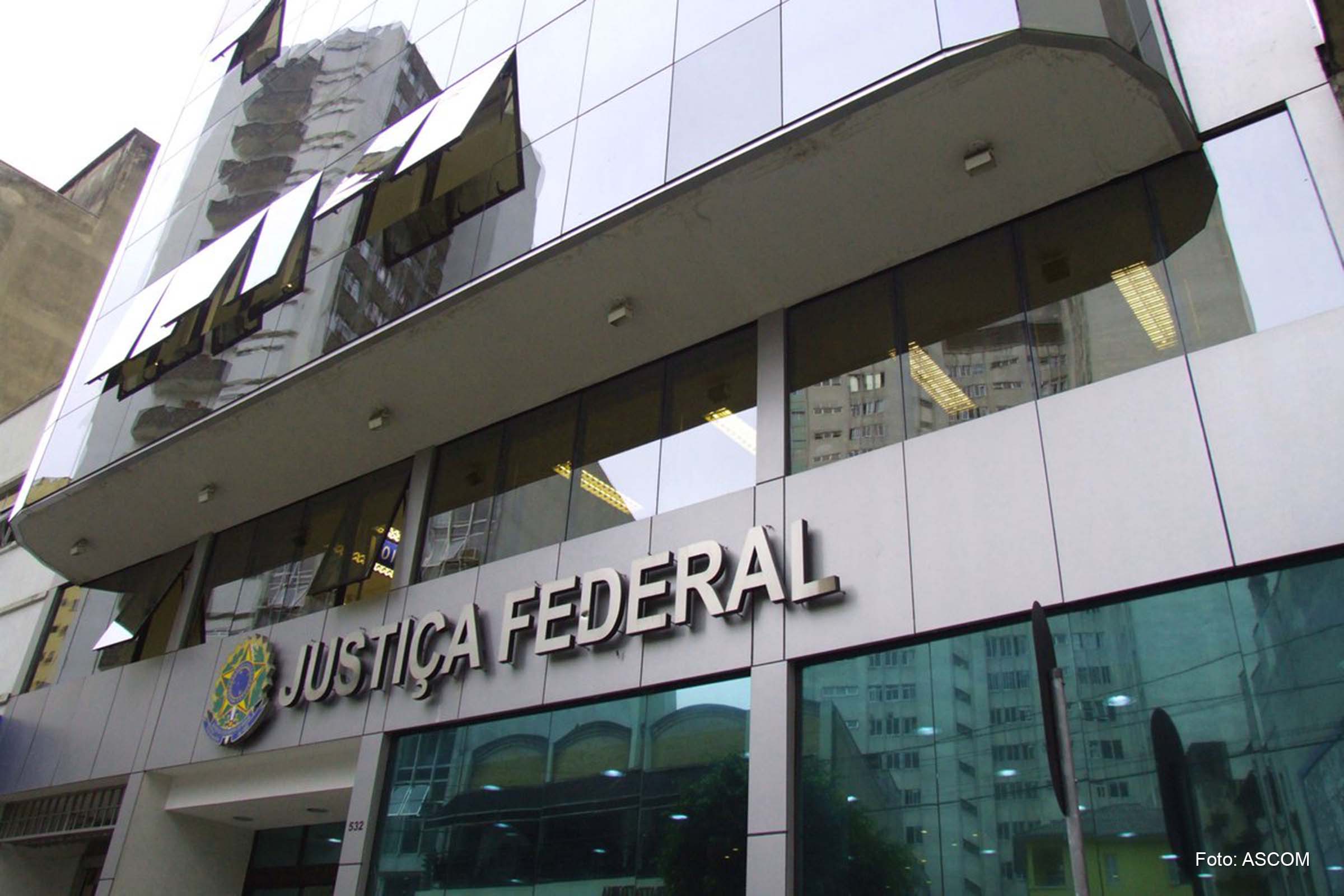 Na decisão, o juiz substituto Diego Viegas Veras, da 2ª Vara Federal de Foz do Iguaçu, argumenta que a União tem responsabilidade no caso.