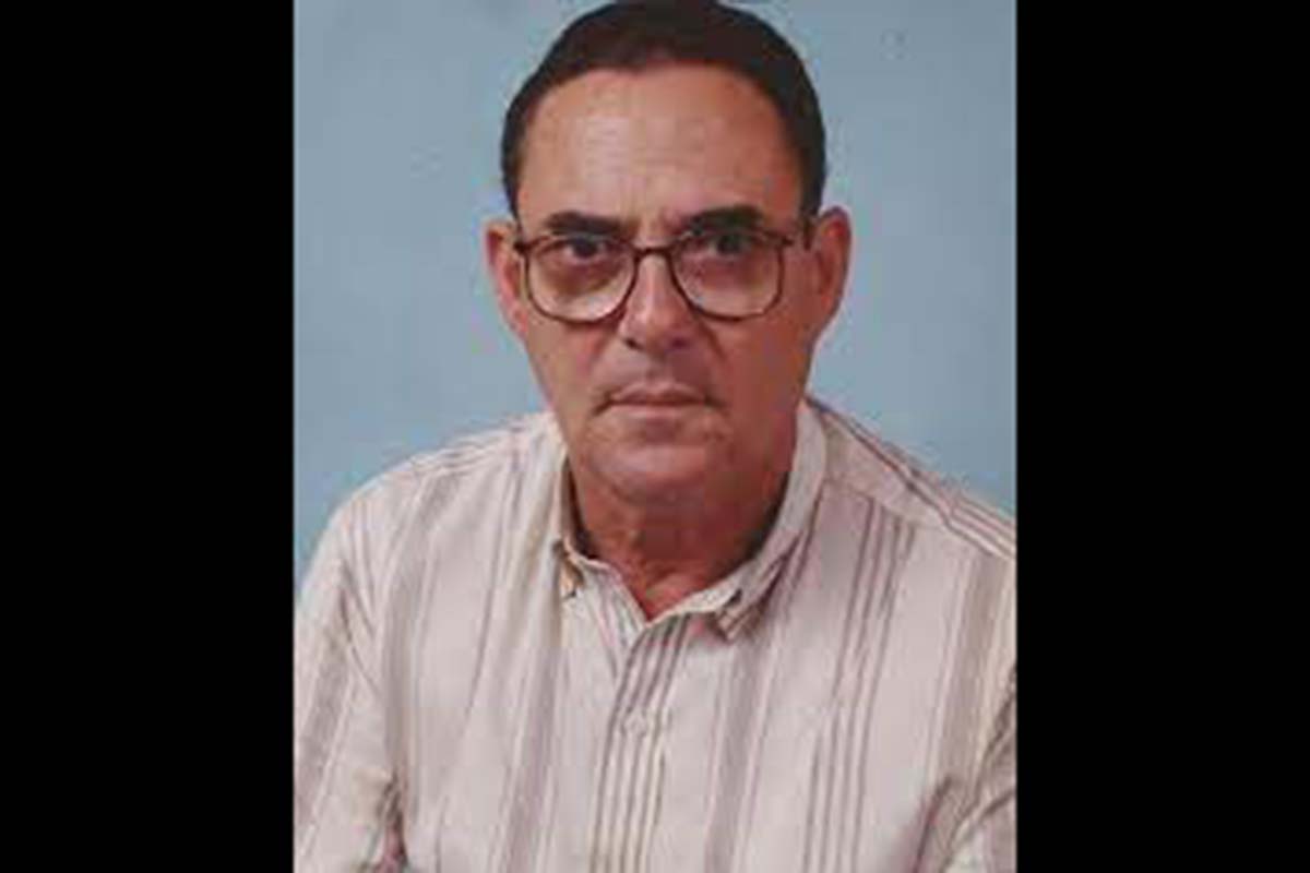O escritor Moacir Cerqueira, comemorou oitenta anos.