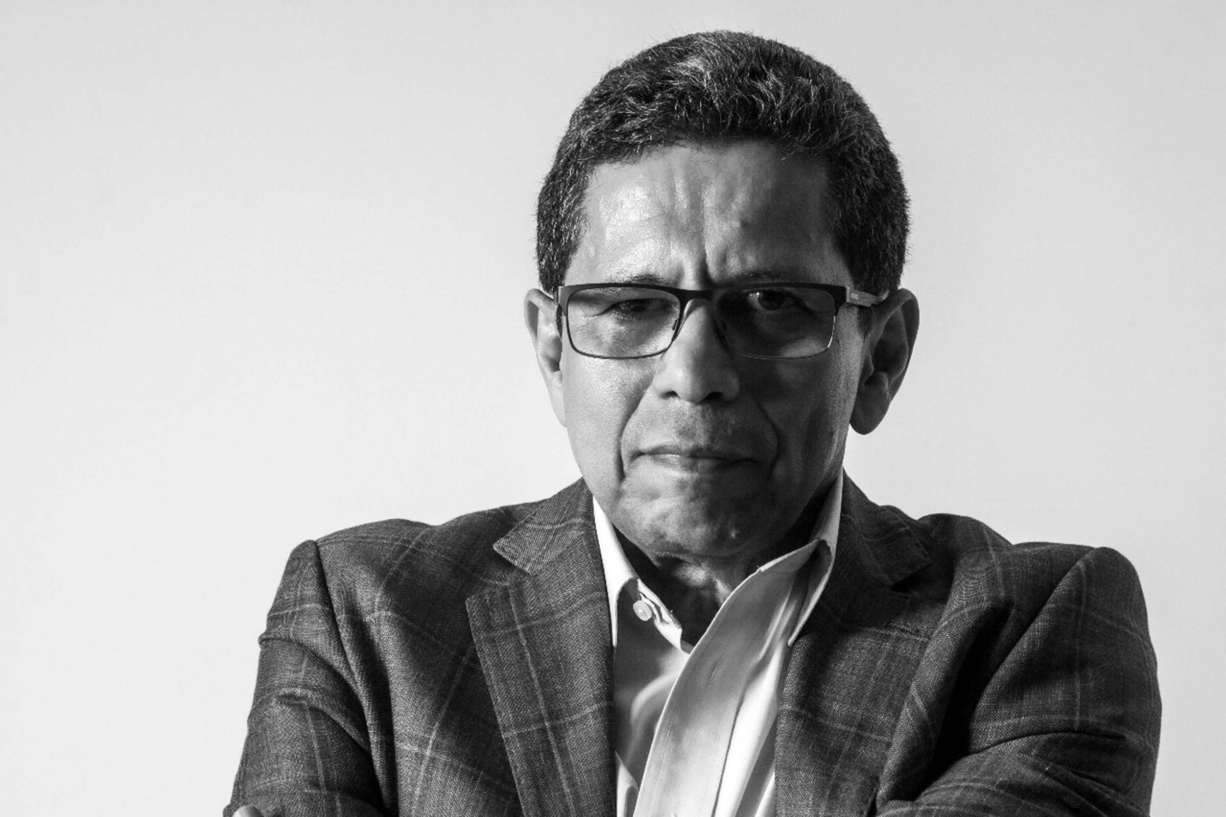 Da literatura à corrupção em hidrelétricas, engenheiro Salatiel Pedrosa Soares Correia publica seleção de escritos que já foram mídia.