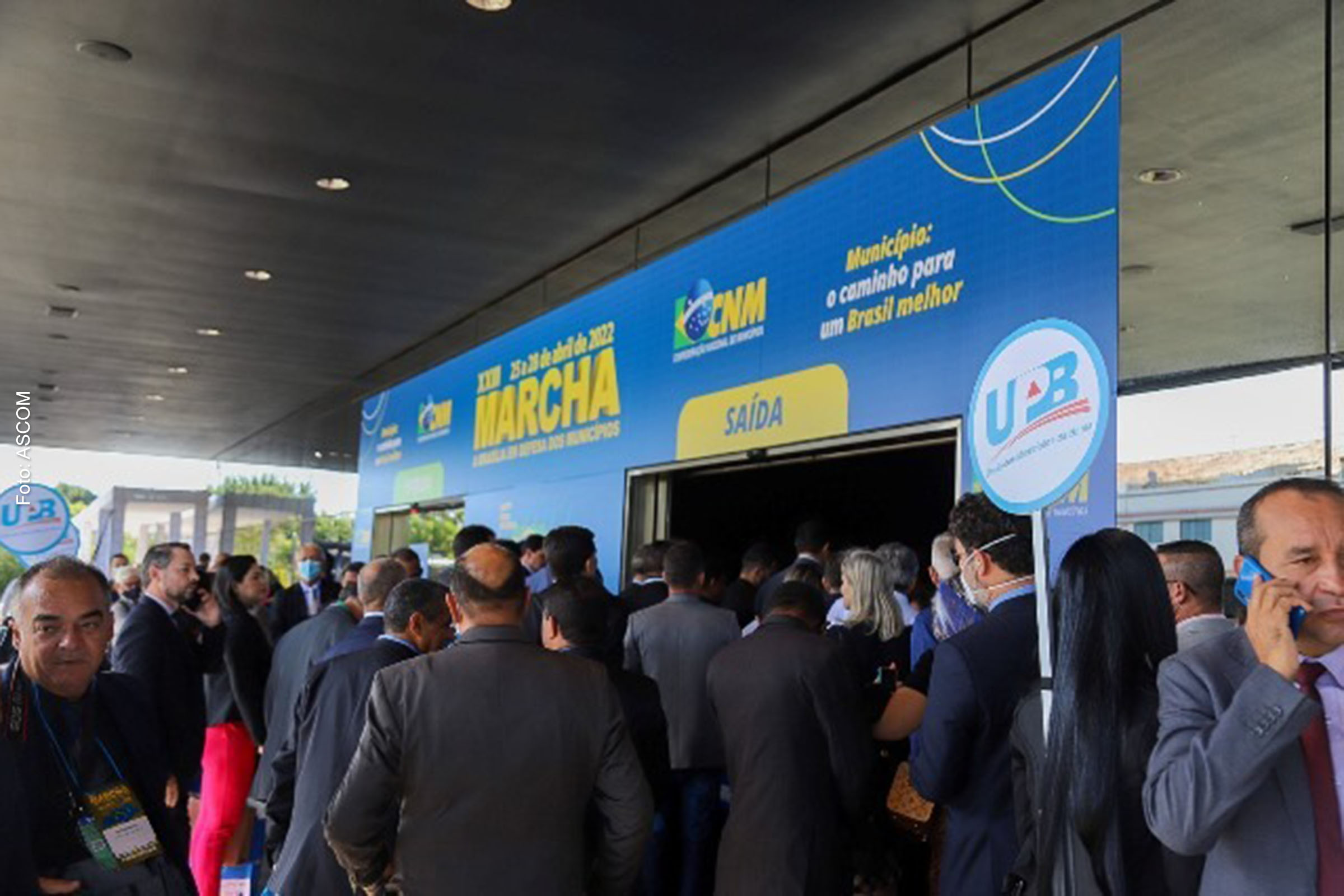 A comitiva baiana contabiliza cerca de 800 participantes.
