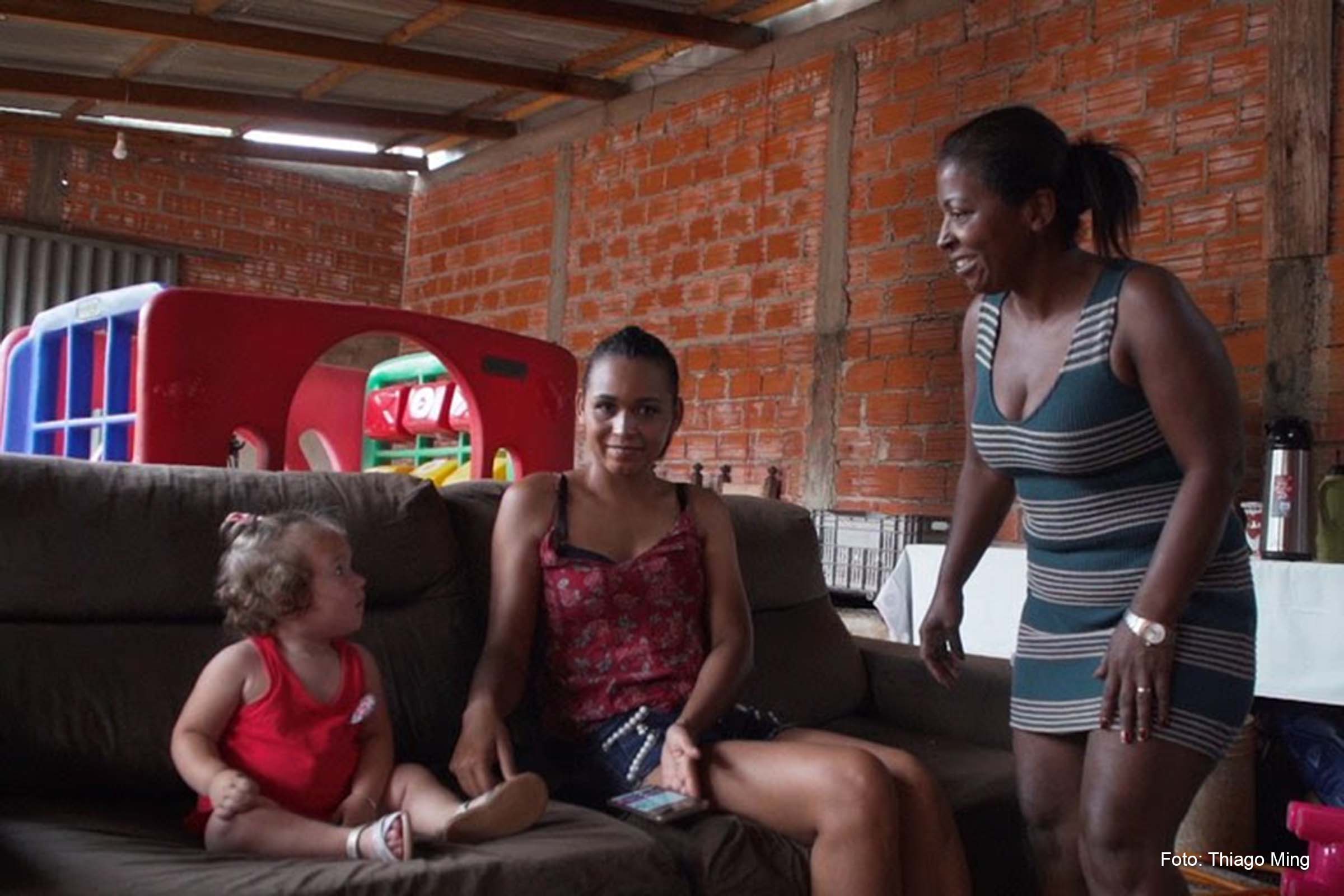 Economistas preveem redução da pobreza e aumento da renda familiar com o ‘Programa Bolsa Família’