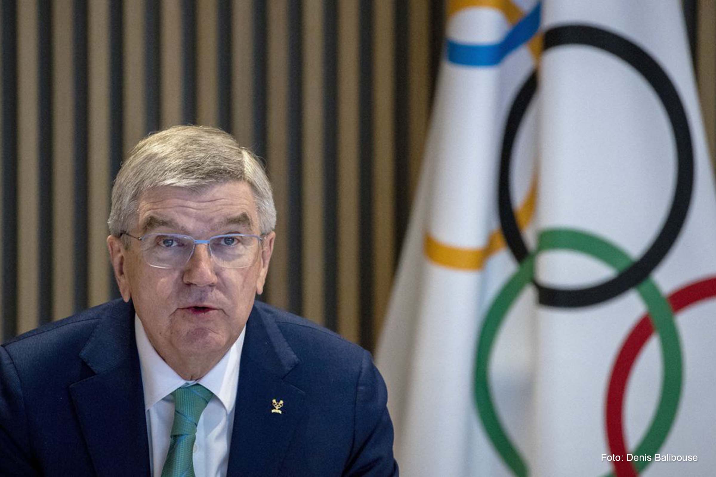 A proibição de atletas de Rússia e Belarus em competições estava em vigor desde fevereiro do ano passado, em decorrência da invasão militar russa na Ucrânia.