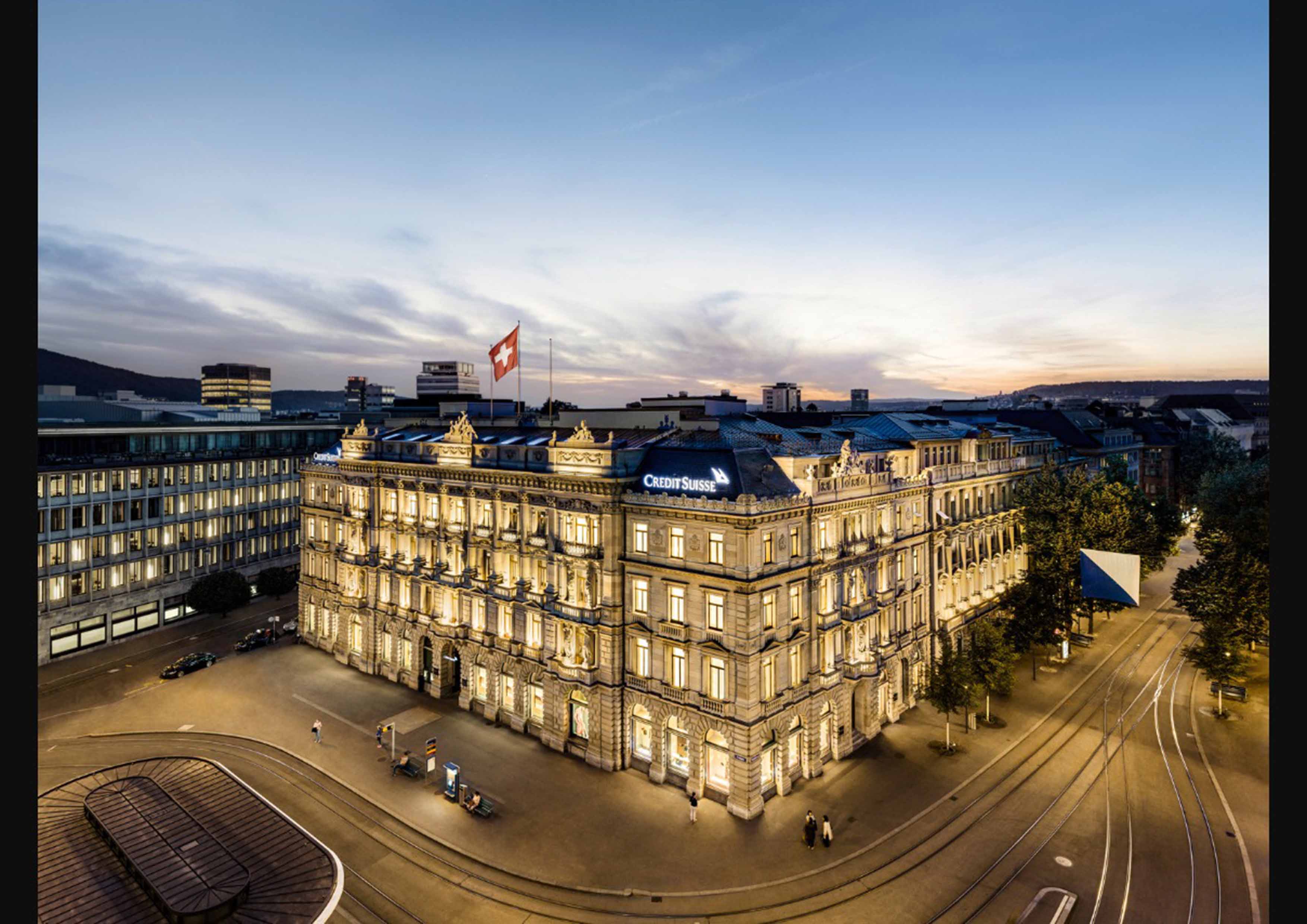 Capitalismo em Crise: Crescem temores sobre setor bancário, após acionista descartar resgate do Credit Suisse