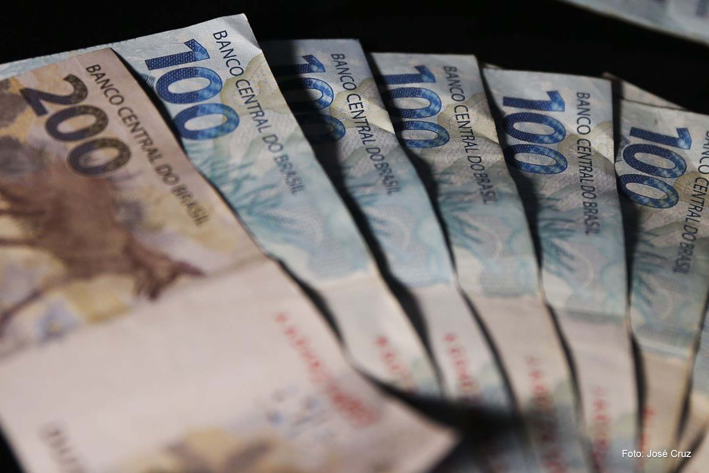 A projeção do Índice Nacional de Preços ao Consumidor (INPC) passou de 4,9% para 5,5%.