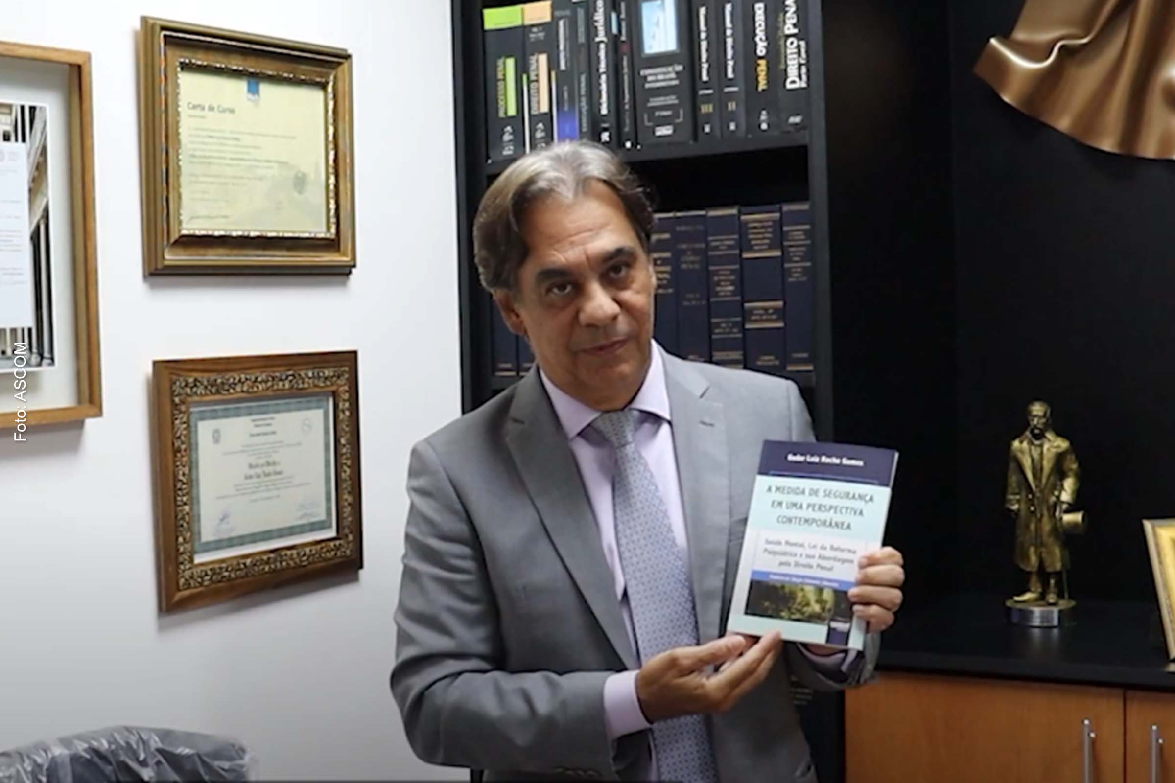 Geder Luiz Rocha Gomes, desembargador do Tribunal de Justiça da Bahia, lançou o livro ‘A Medida de Segurança em uma Perspectiva Contemporânea’.