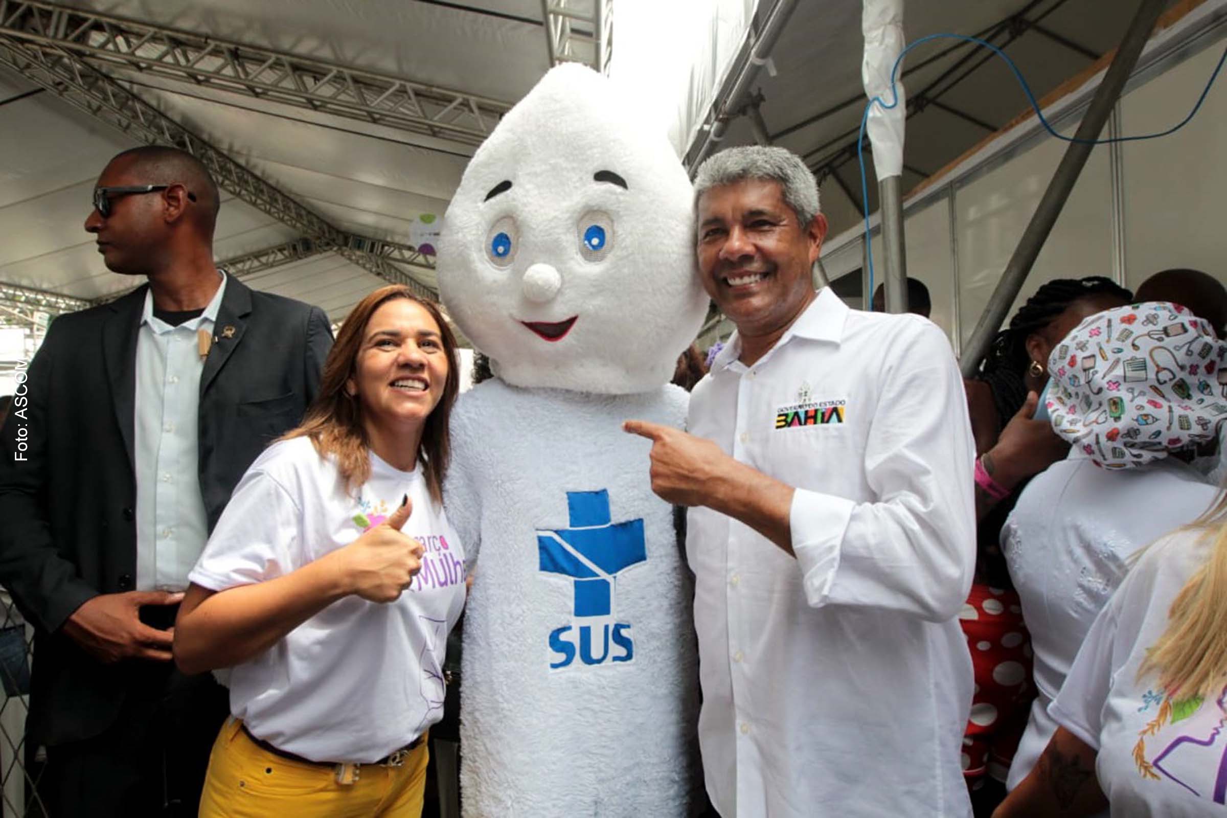 Governador Jerônimo Rodrigues, acompanhado da primeira-dama Tatiana Velloso, participou da abertura do evento.