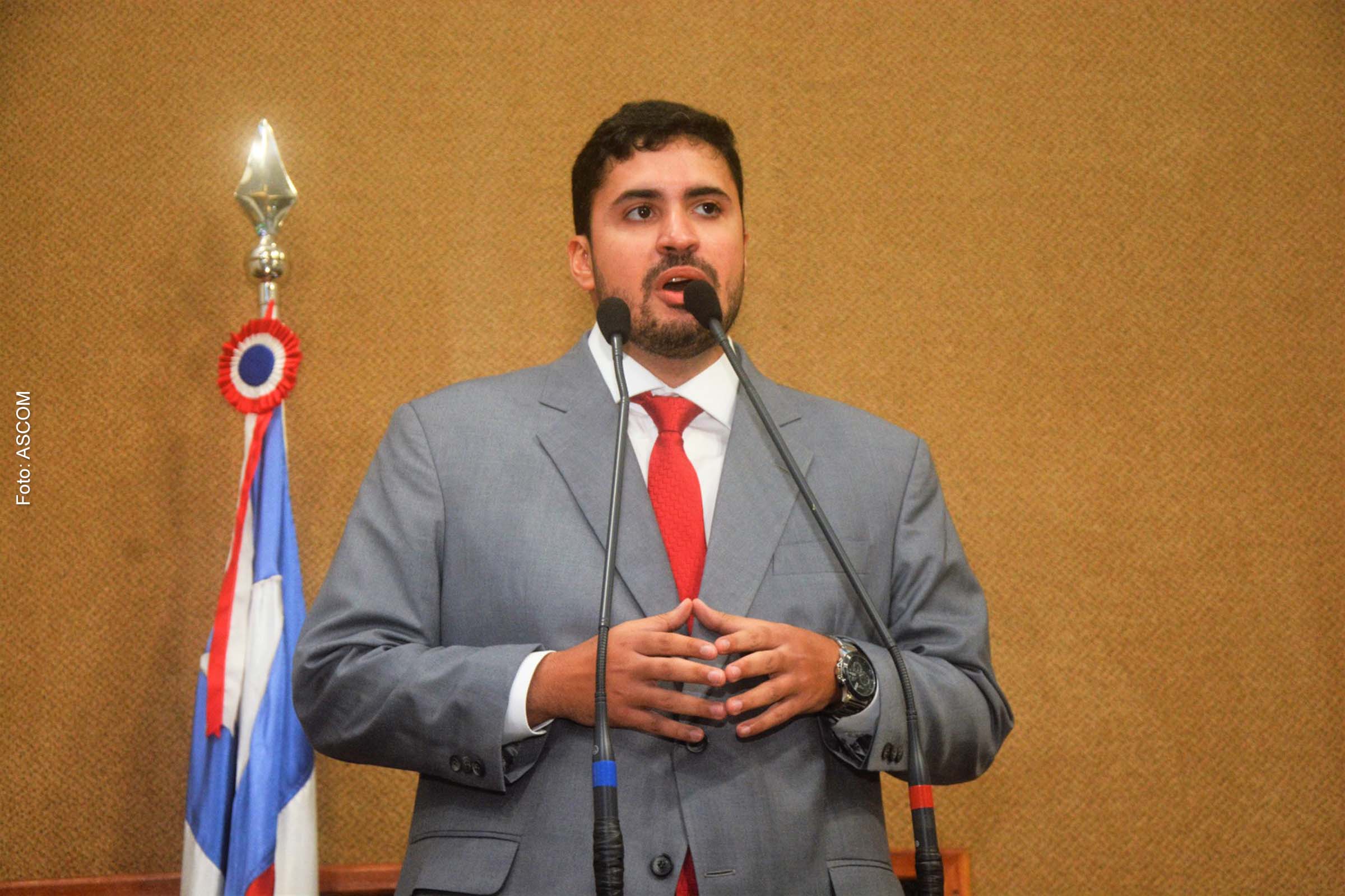 Deputado Jordávio Ramos destacou a relevância da obra para o desenvolvimento da cidade.