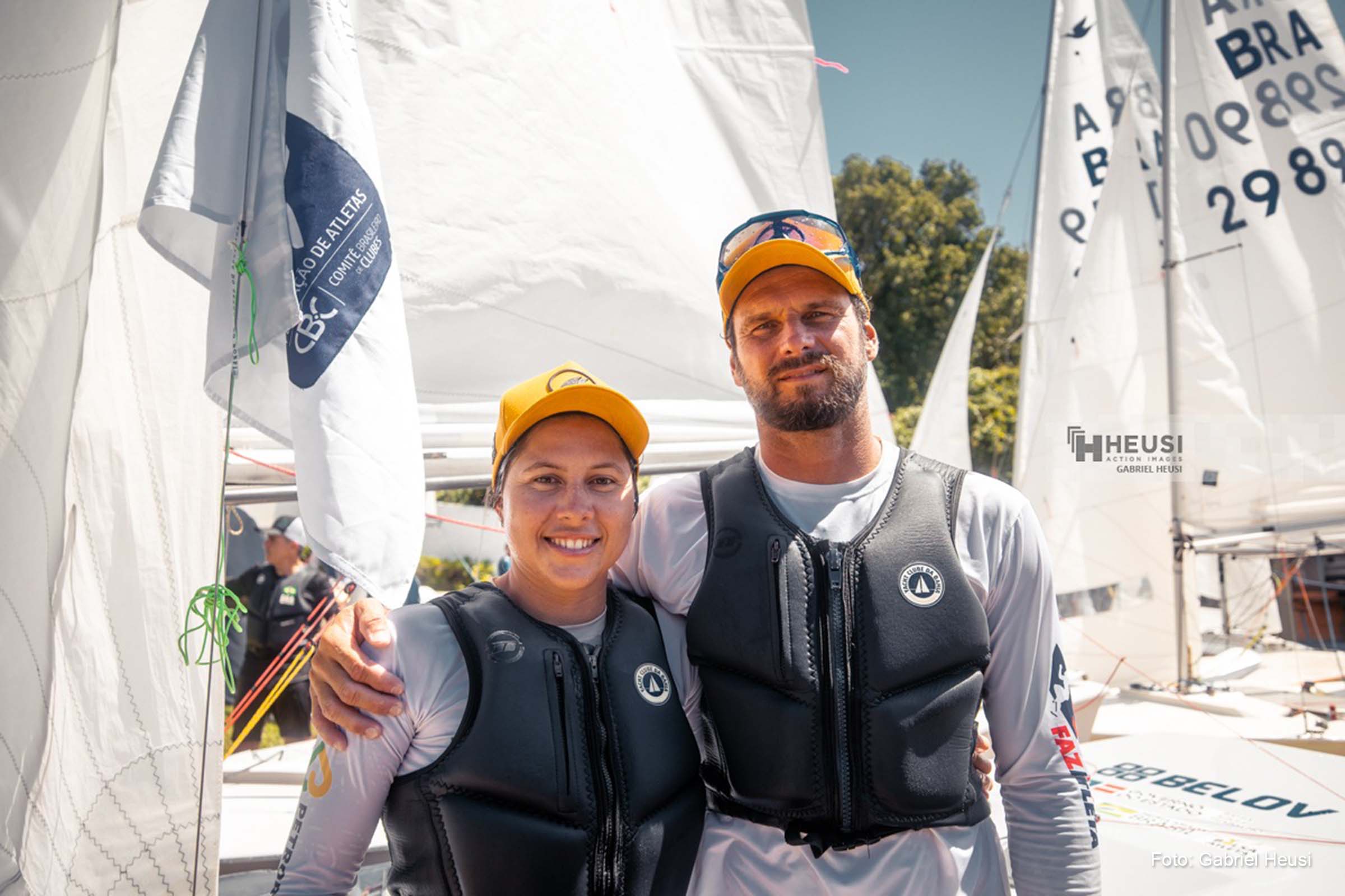 Os velejadores Juliana Duque e Rafael Martins, bicampeões brasileiros da Classe Snipe e medalhas de bronze no último Pan-Americano, vão disputar o Campeonato do Hemisfério Ocidental e Ásia.