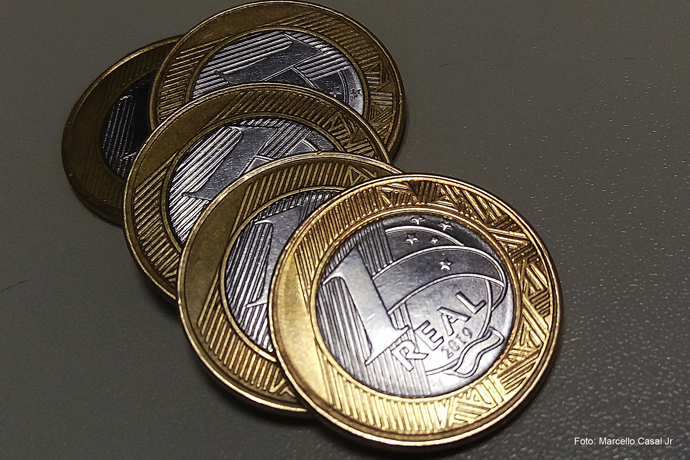 Cerca de 30% das mulheres brasileiras estão inadimplentes, aponta CNC