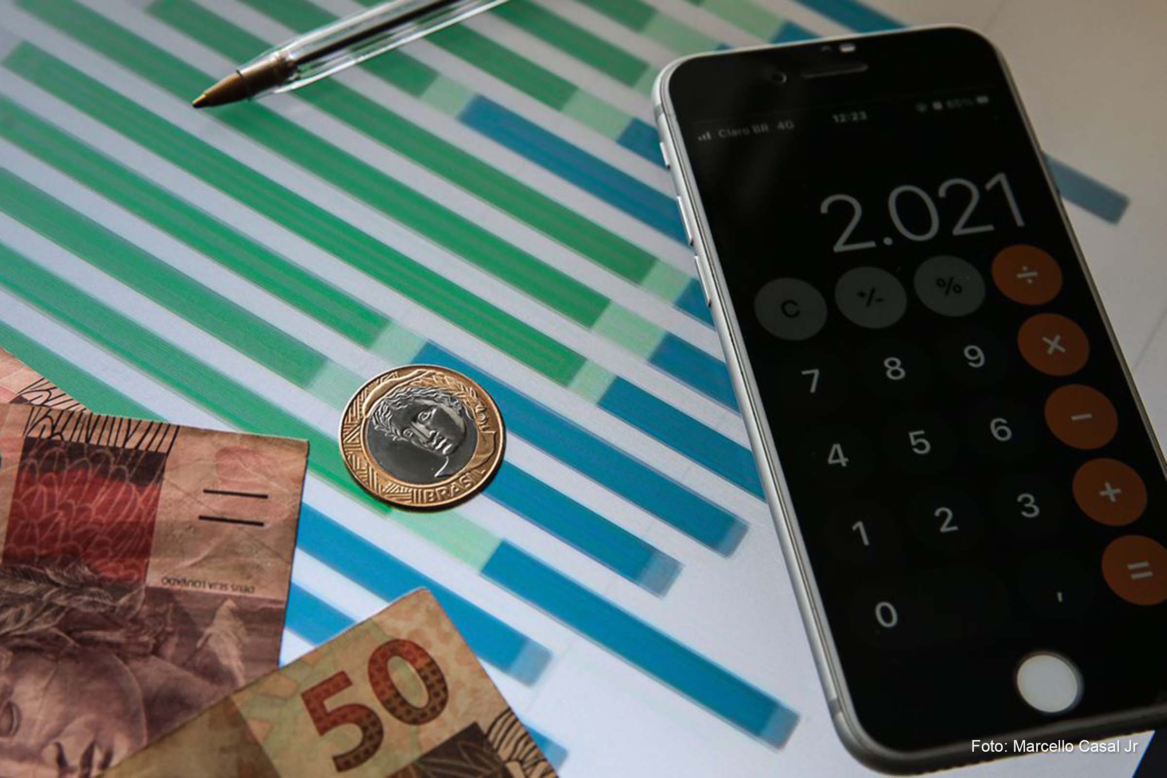 O crescimento do PIB em 2022 foi puxado pelas altas nos serviços (4,2%) e na indústria (1,6%), que juntos representam cerca de 90% do indicador.