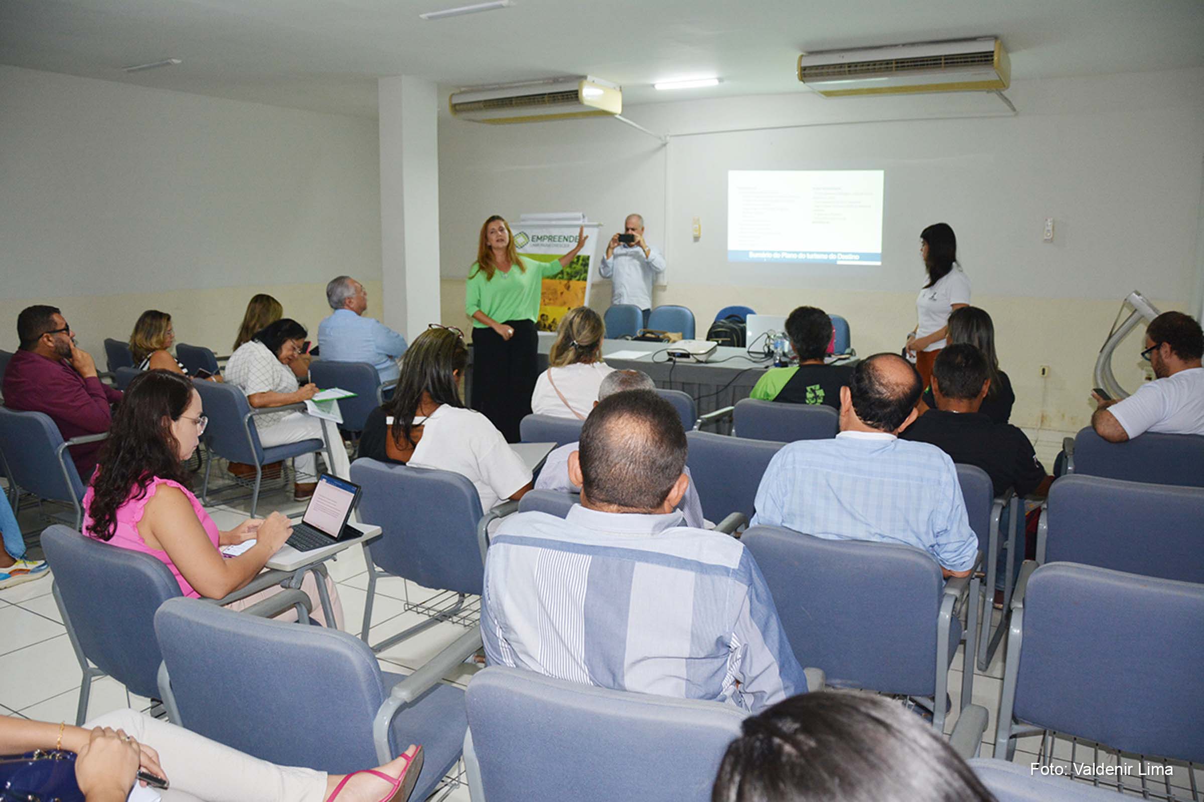 Encontro aconteceu na Associação Comercial de Feira de Santana na manhã desta sexta-feira (03/03/2023).