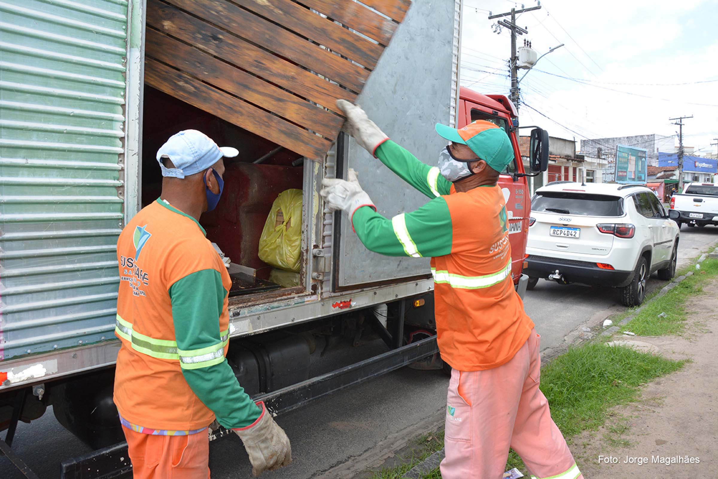 A operação é oportunidade de se desfazer de objetos sem utilidade.