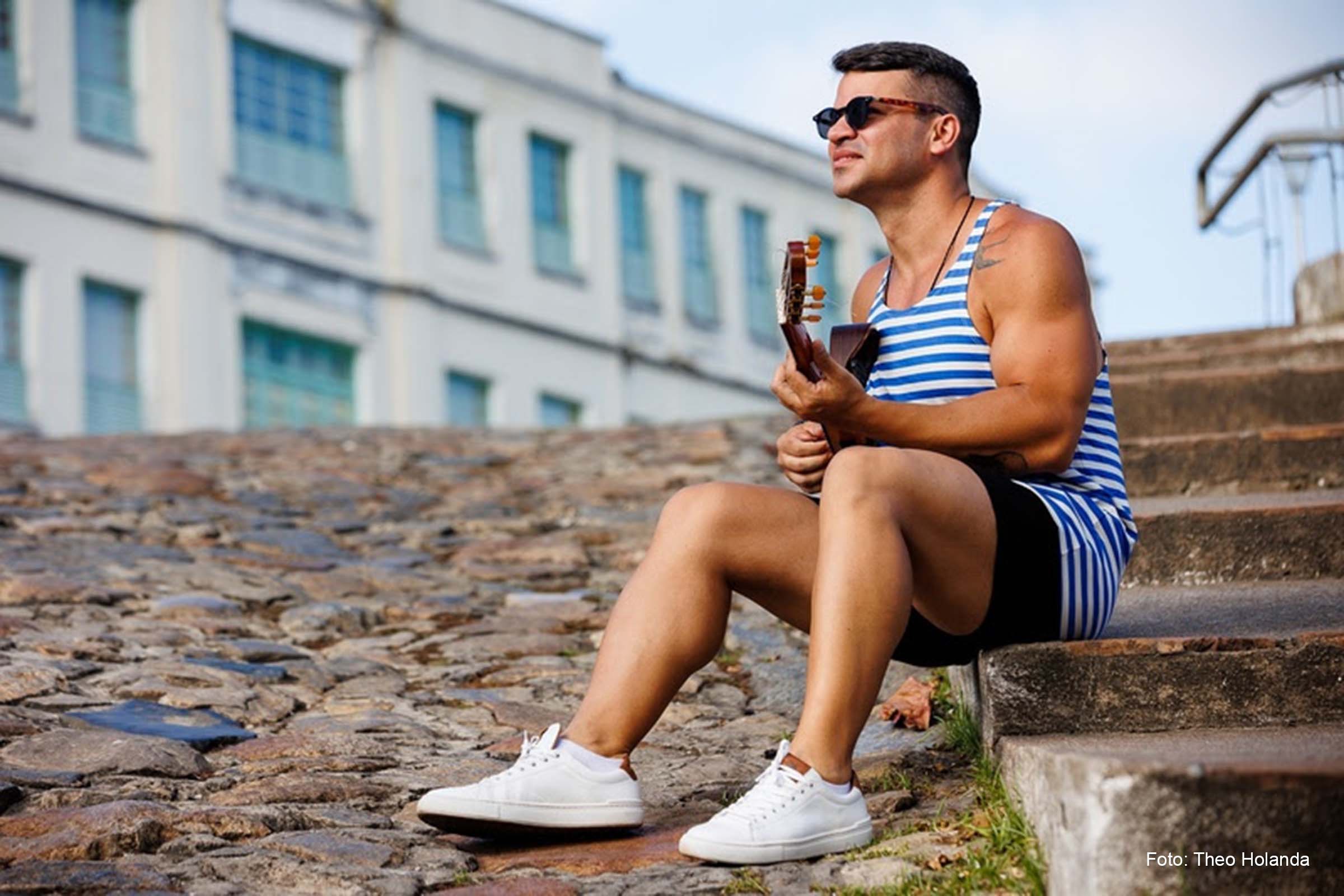 A canção de Thiago Didier foi gravada na Bahia e produzida por Luciano Calazans, produtor de grandes nomes da música baiana.