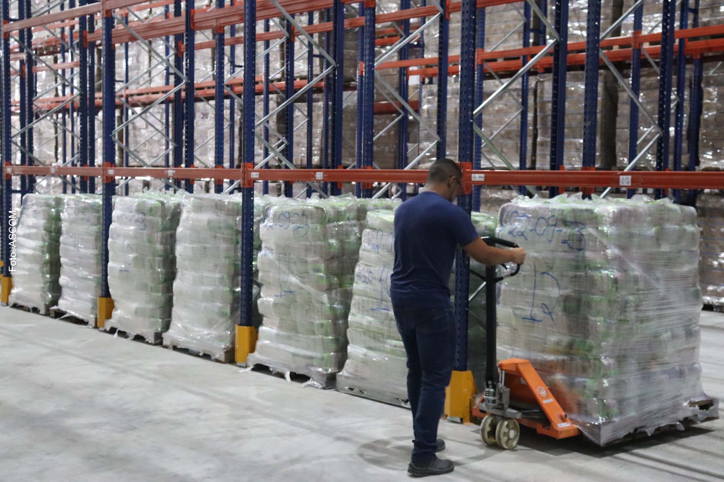 Os donativos, que representam o valor de R$ 200 mil, equivalem a 240 mil porções de feijão na mesa das famílias baianas.