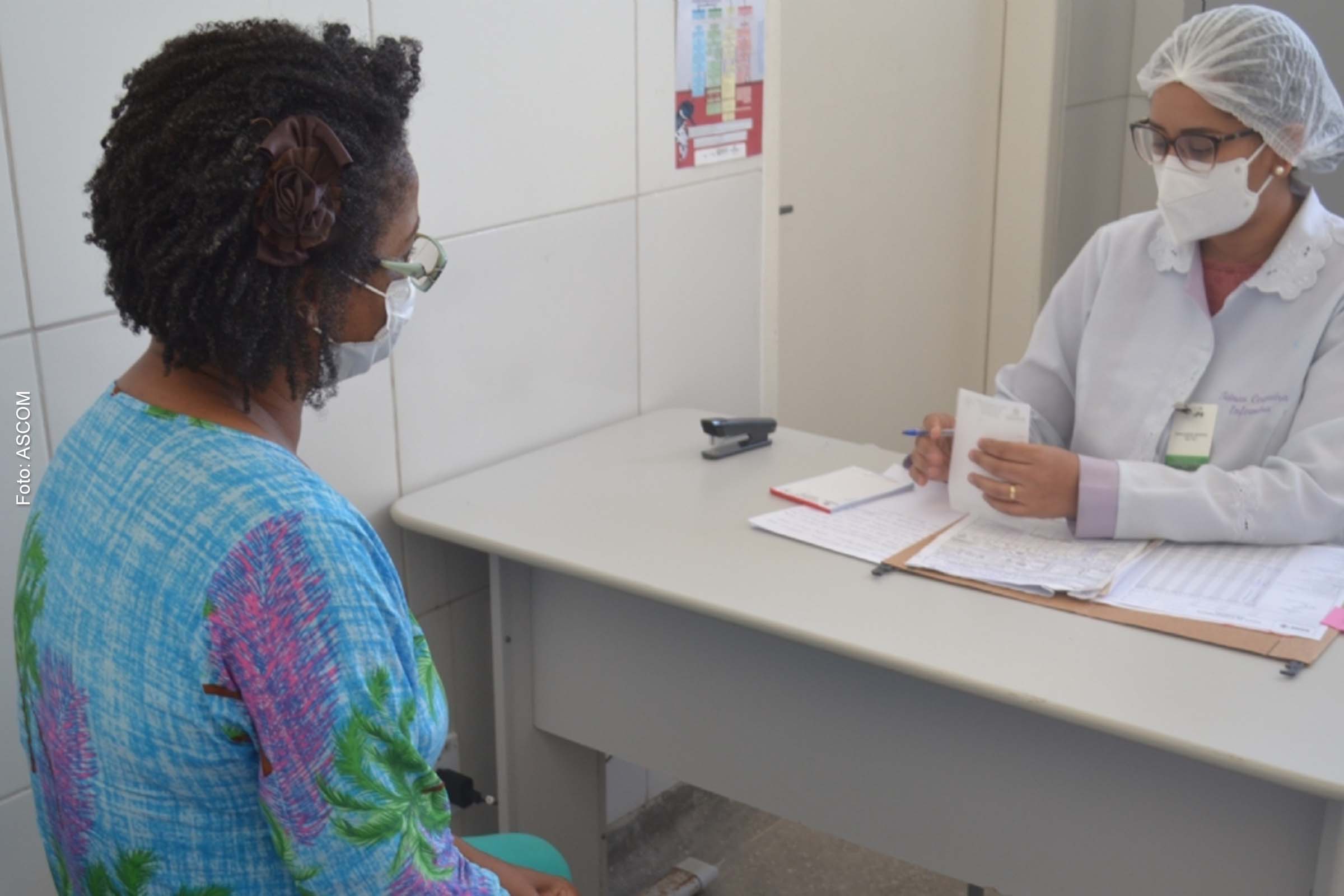 Em demais ambientes, assim como clientes em qualquer setor, o uso é facultativo.