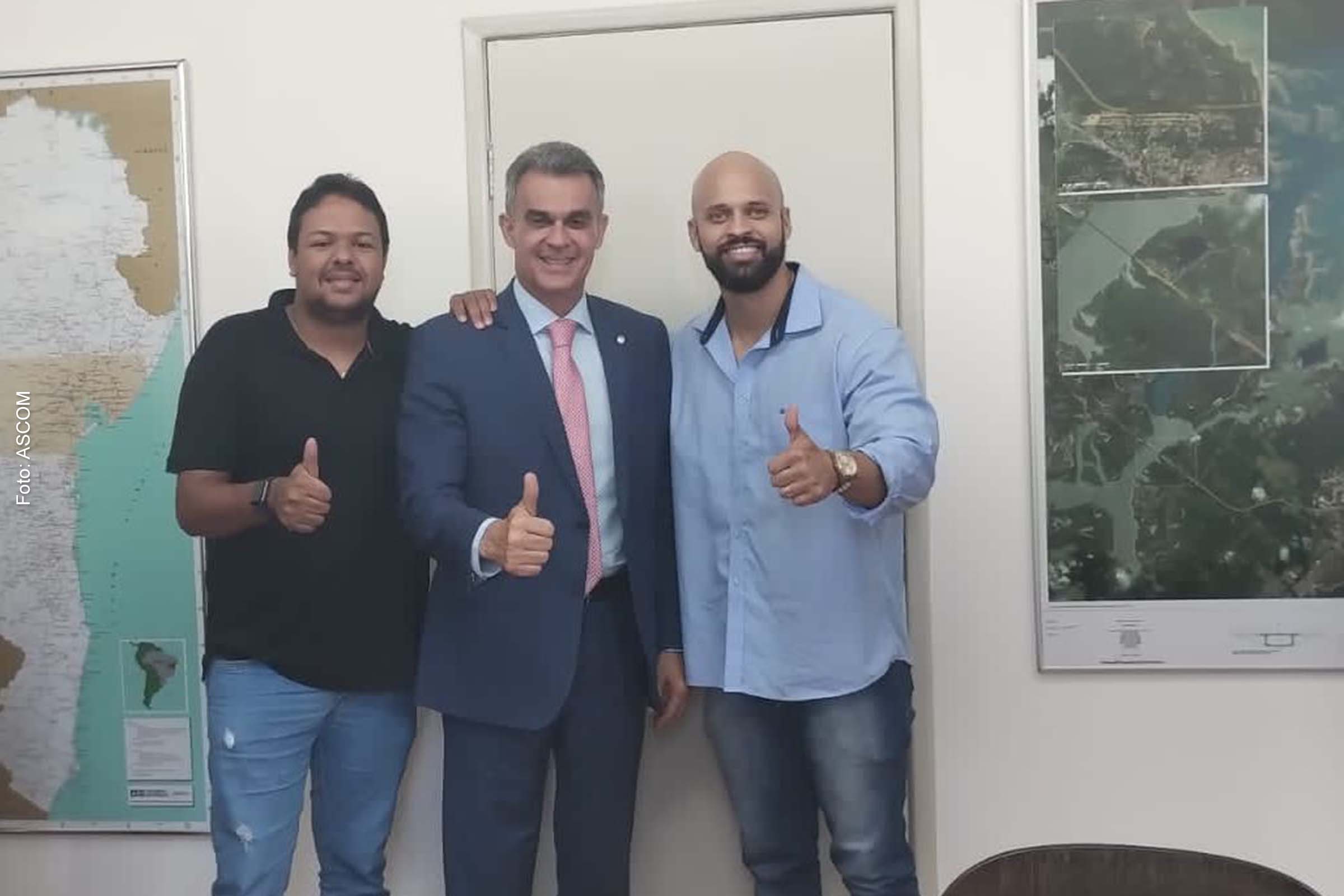 egundo os vereadores, a pavimentação da estrada é urgente e fundamental para melhorar a qualidade de vida da população local.