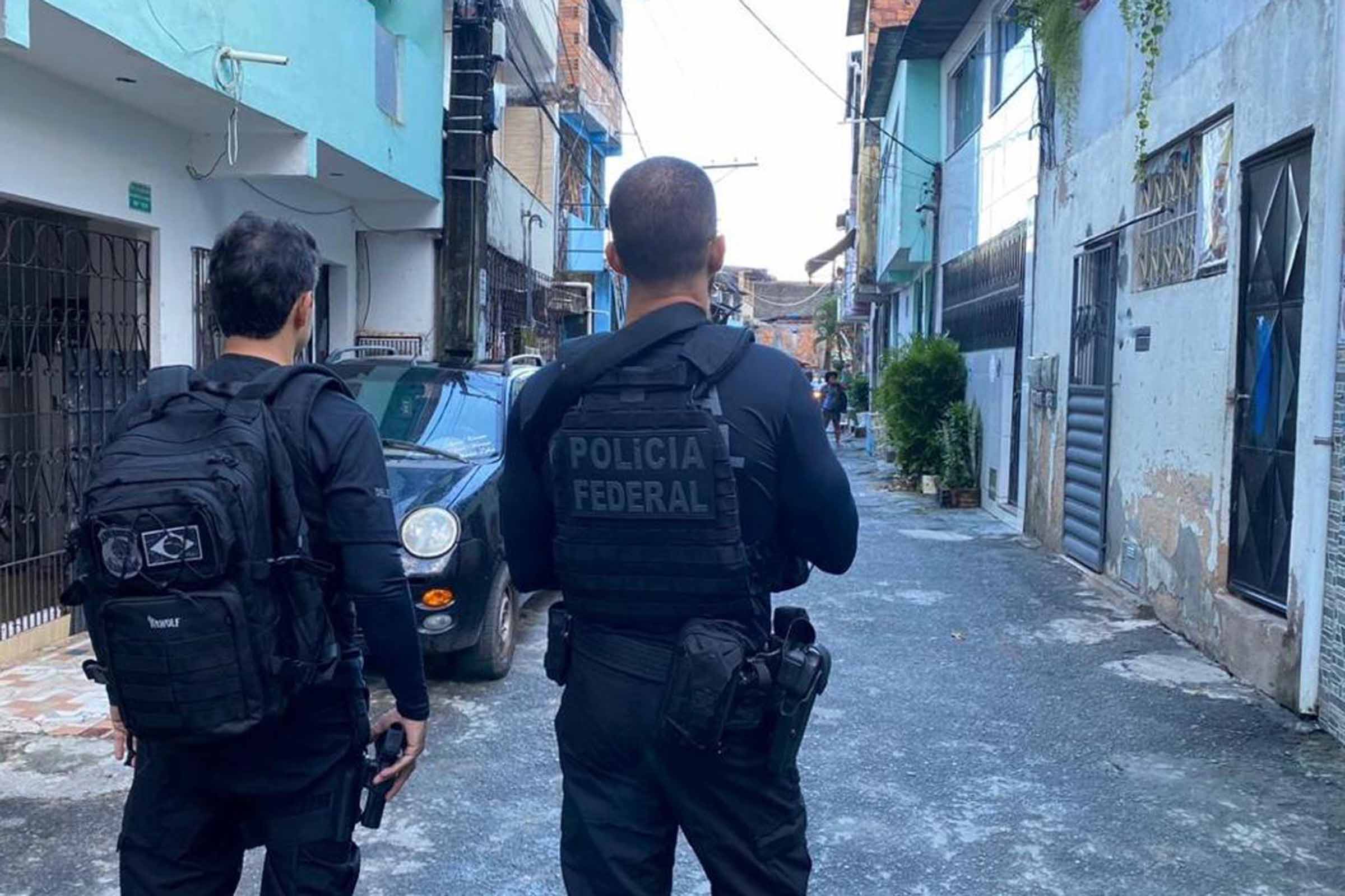 Agentes da PF durante Operação Terra Protegida.