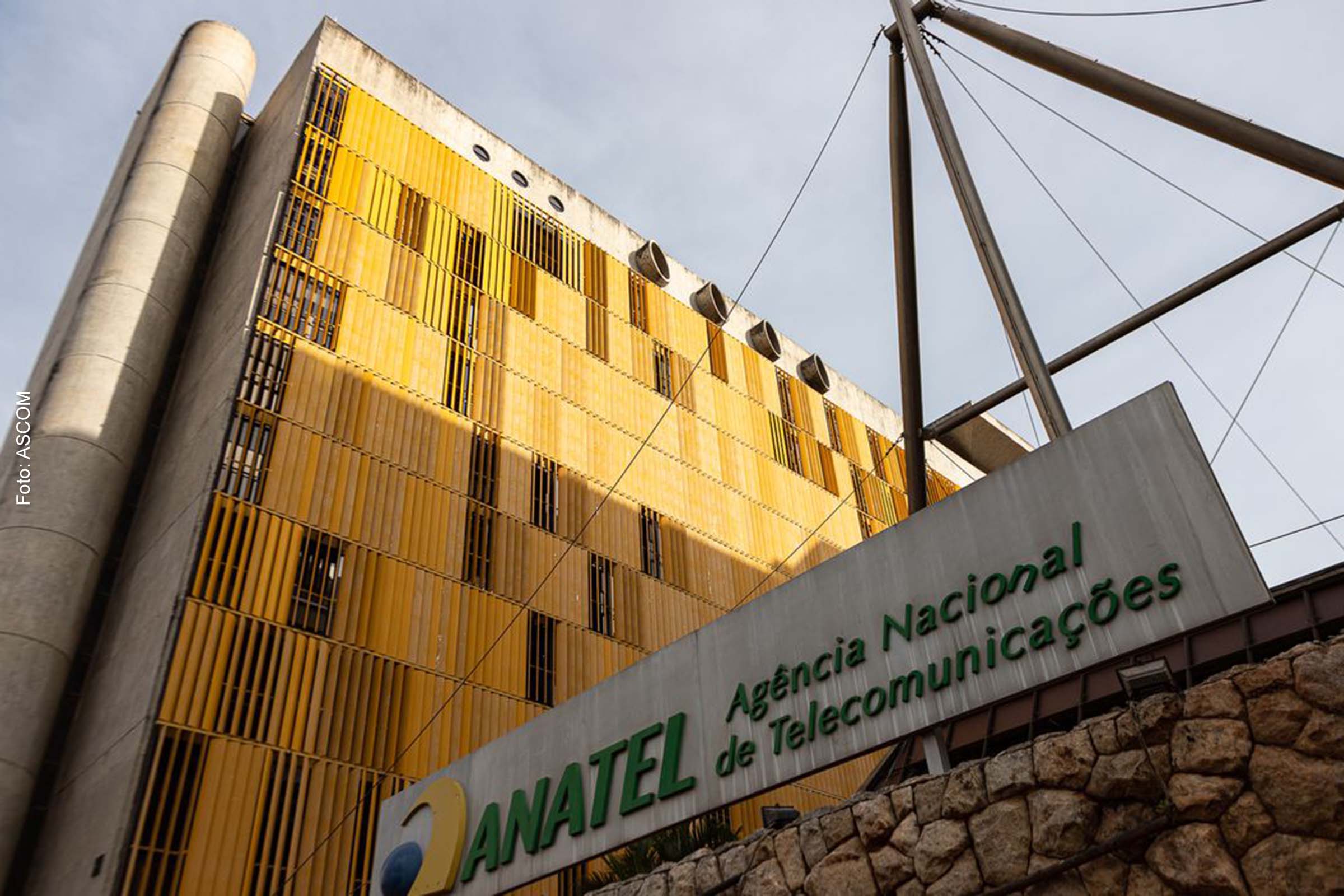 Segundo a Anatel, a medida valerá para todas as operadoras de telefonia fixa e móvel.