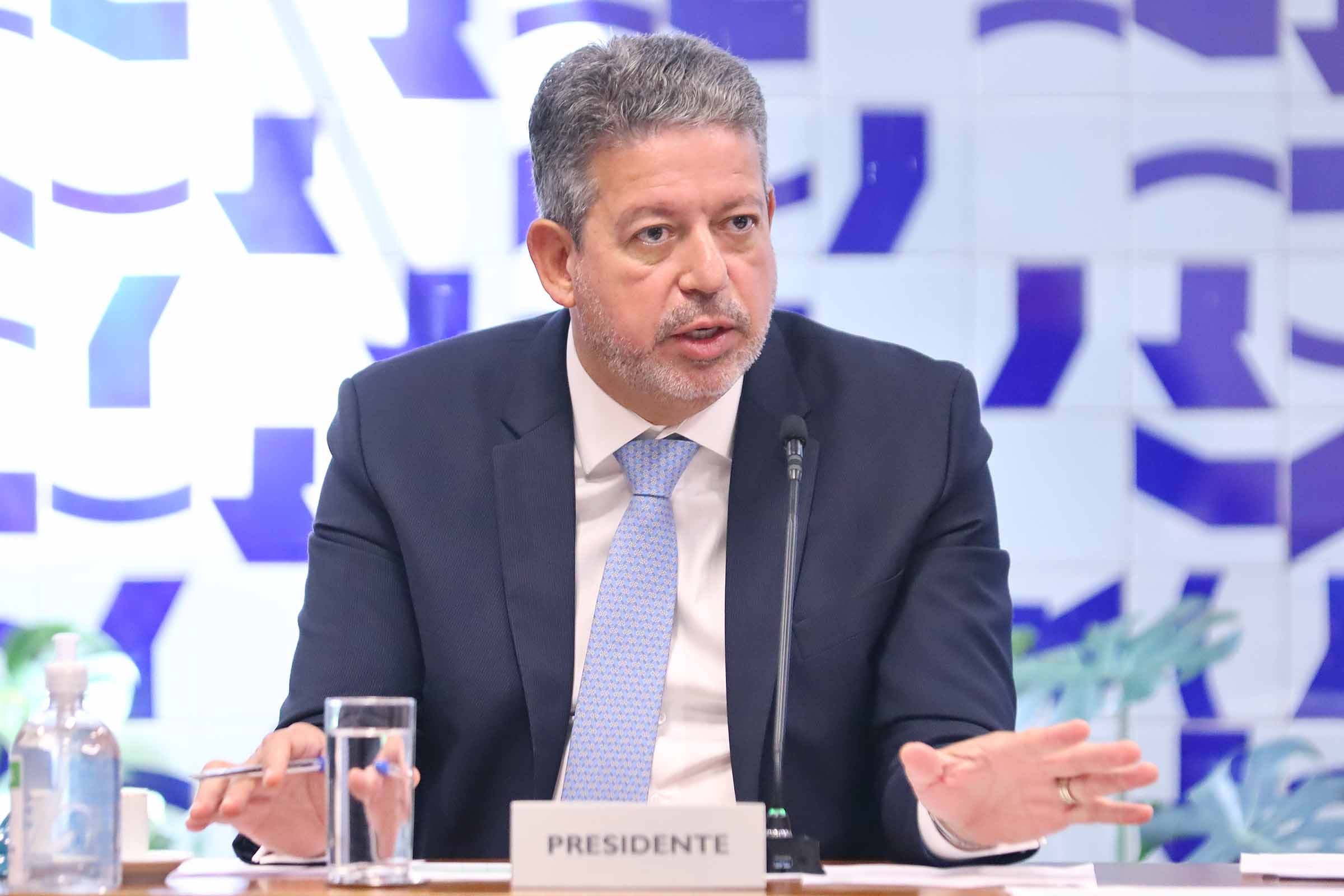 Arranjos internos levaram à formação de blocos na Câmara, afirma deputado Arthur Lira