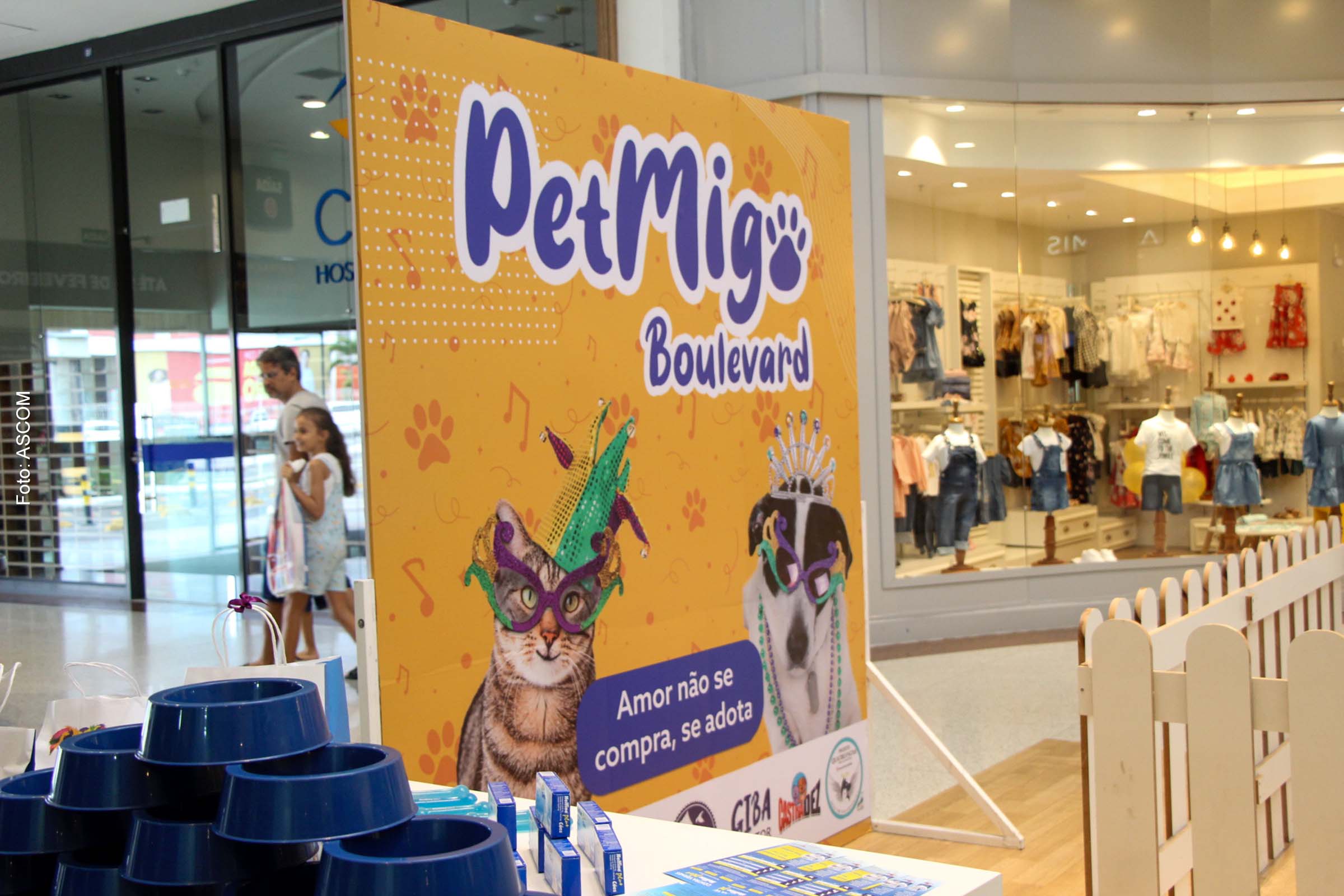 O espaço ficará na Praça E2, onde haverá uma equipe disponível para tirar dúvidas sobre a adoção de cães e gatos e sobre produtos que você vai precisar para o seu novo amigo.
