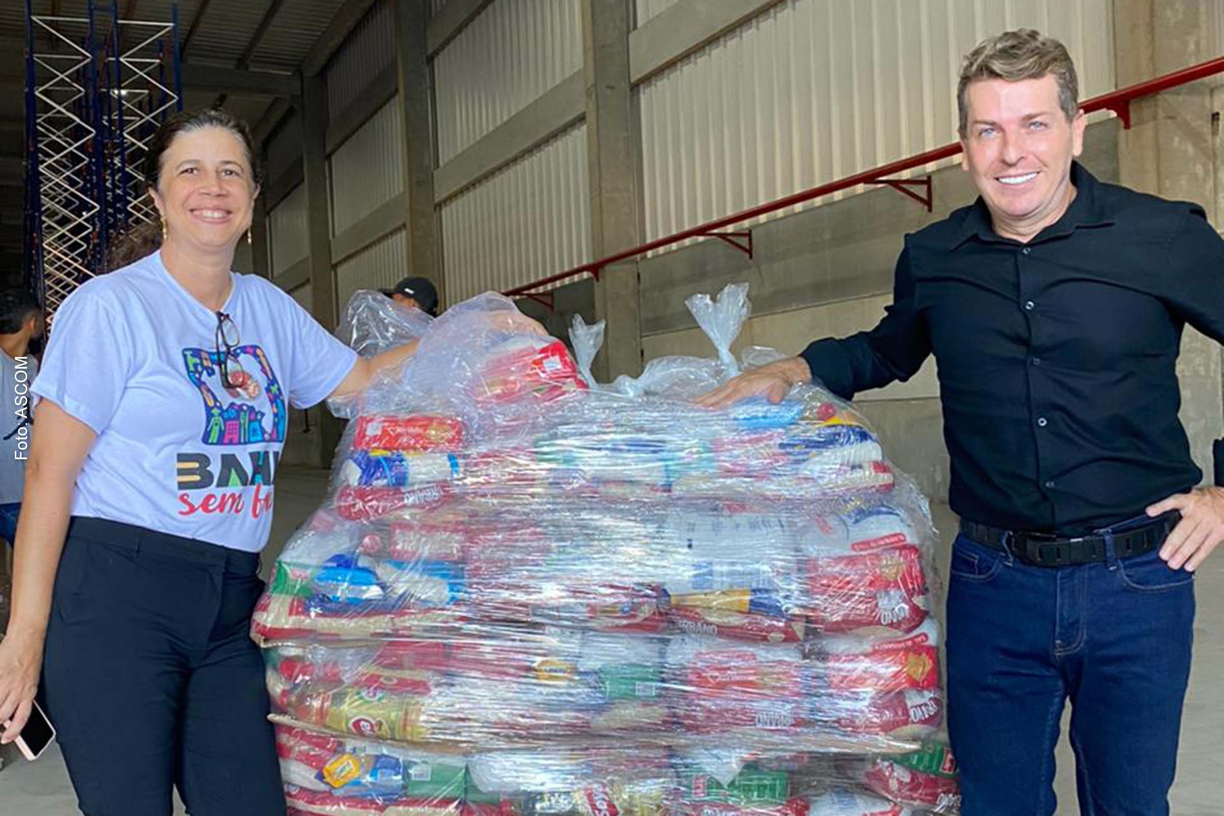 Credcesta doa 10 toneladas de alimentos para o programa ‘Bahia Sem Fome’