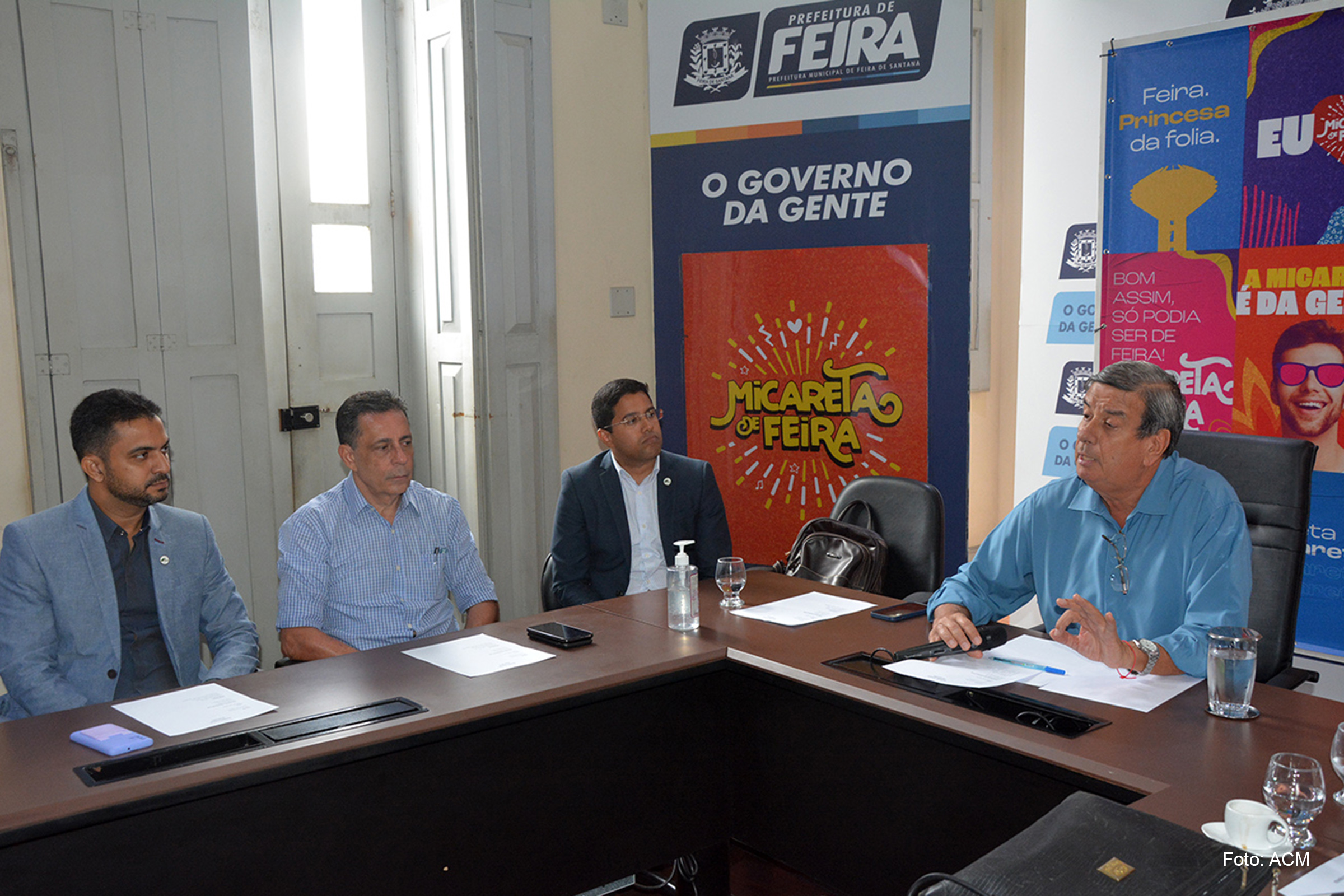 Elaboração da Carteira de Projetos vai definir prioridades para o desenvolvimento de Feira de Santana, diz prefeito Colbert Martins