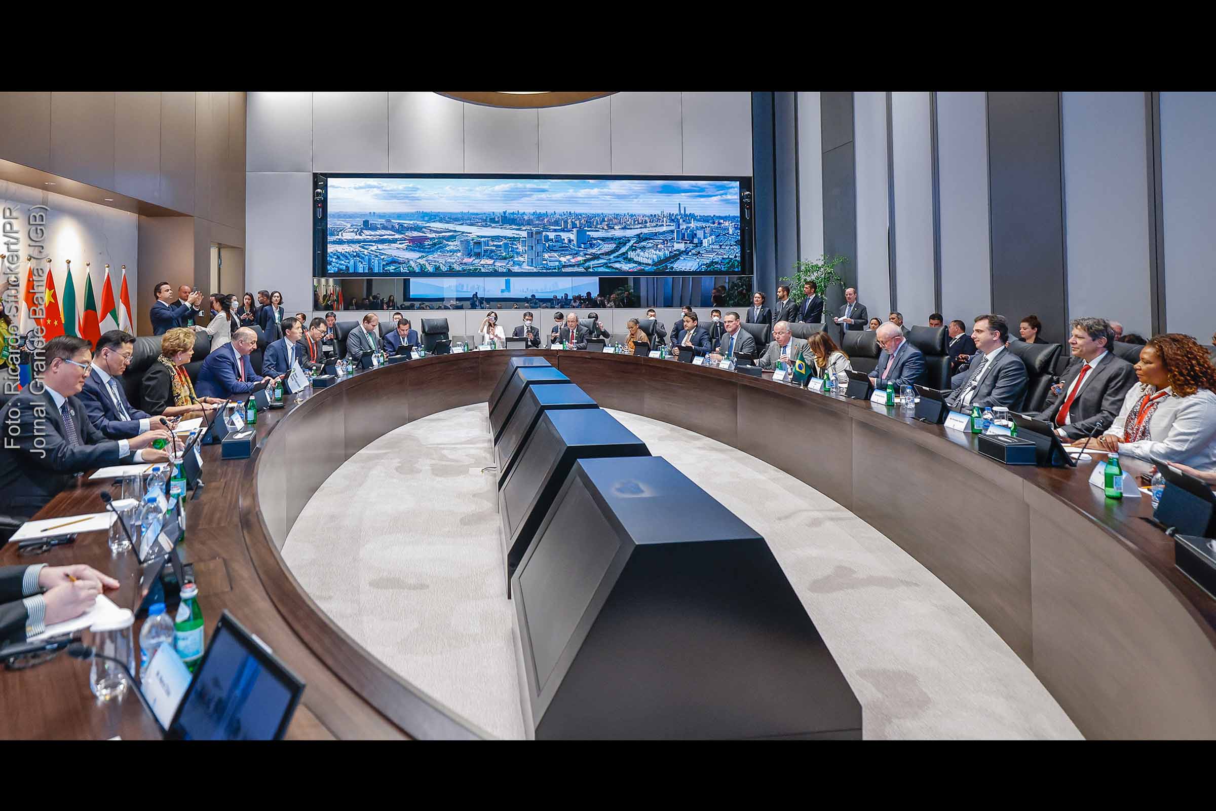 Presidente Lula destaca viés social do Banco do Brics em posse de Dilma Rousseff