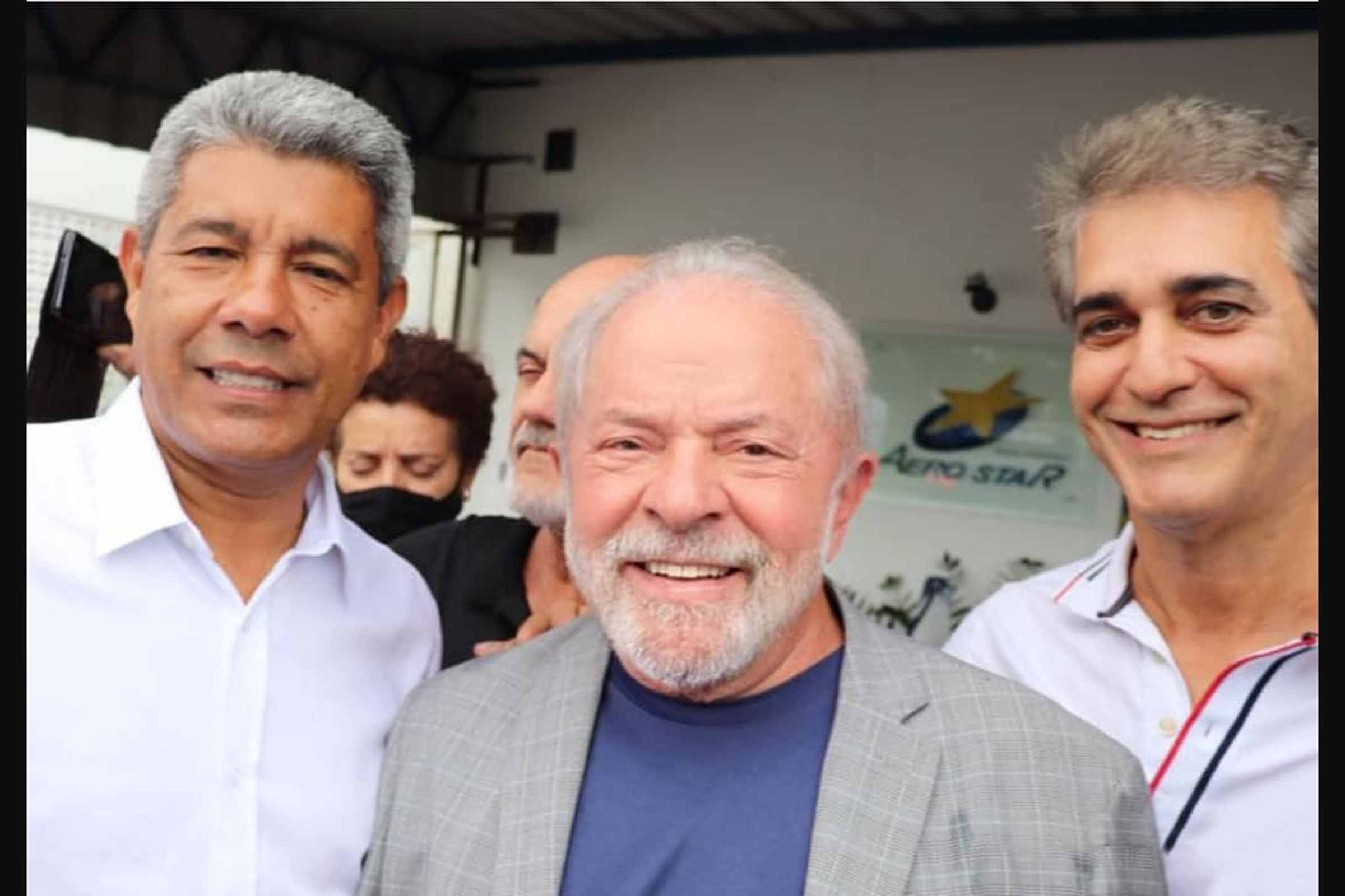 Governador Jerônimo Rodrigues, presidente Lula e o deputado Robinson Almeida.
