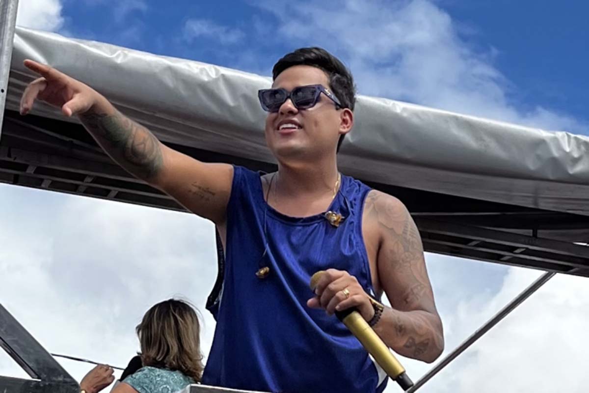 Coluna de Antonio Larangeira de 25 de abril de 2023