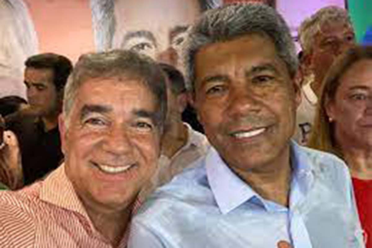 O governador Jerônimo Rodrigues, após a entrega das 248 casas no Residencial Campo Belo, se reuniu na Churrascaria Los Pampas, com o deputado Federal Zé Neto e representantes da classe empresarial.