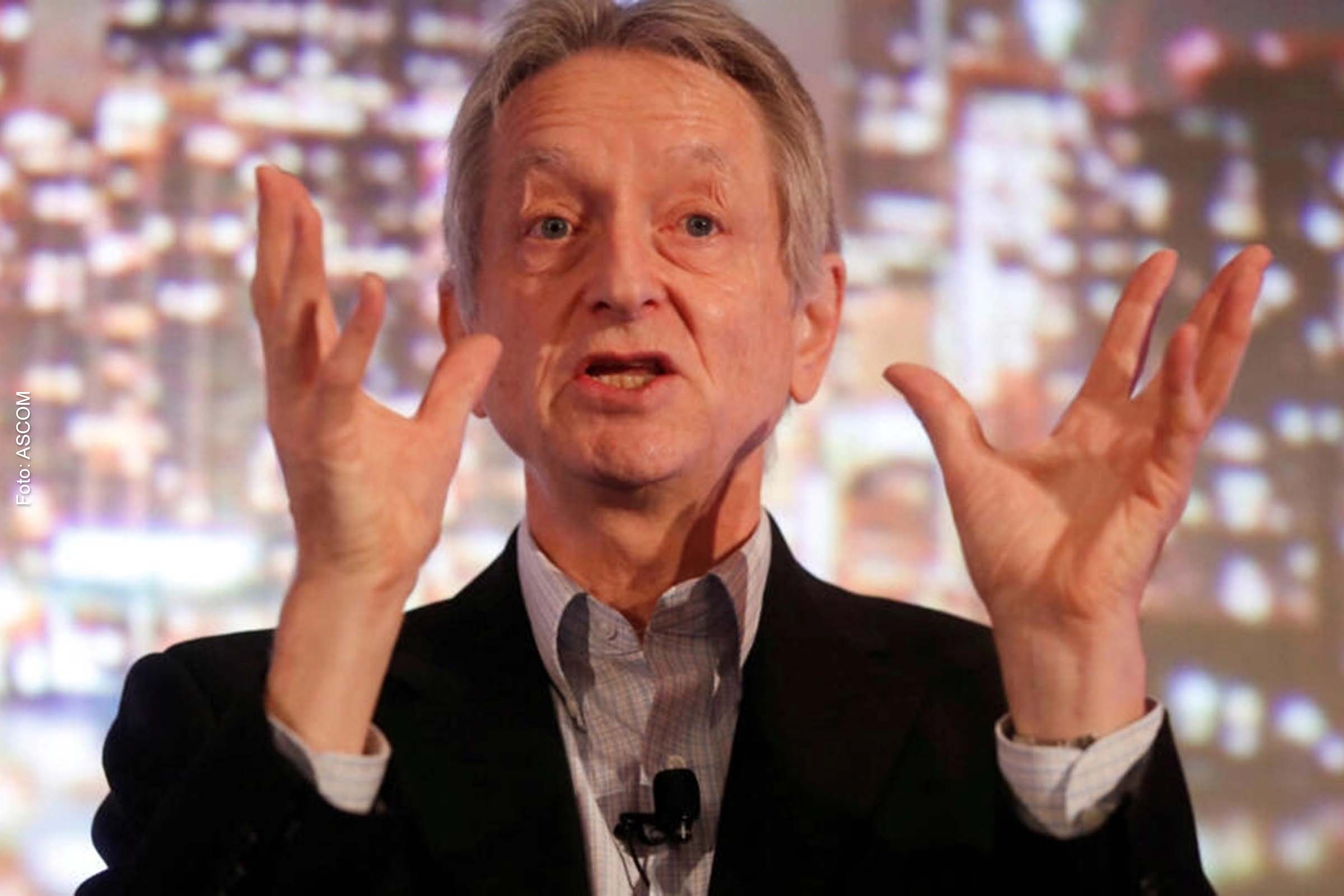 Geoffrey Hinton alertou sobre a potencial disseminação de desinformação criada pela IA.
