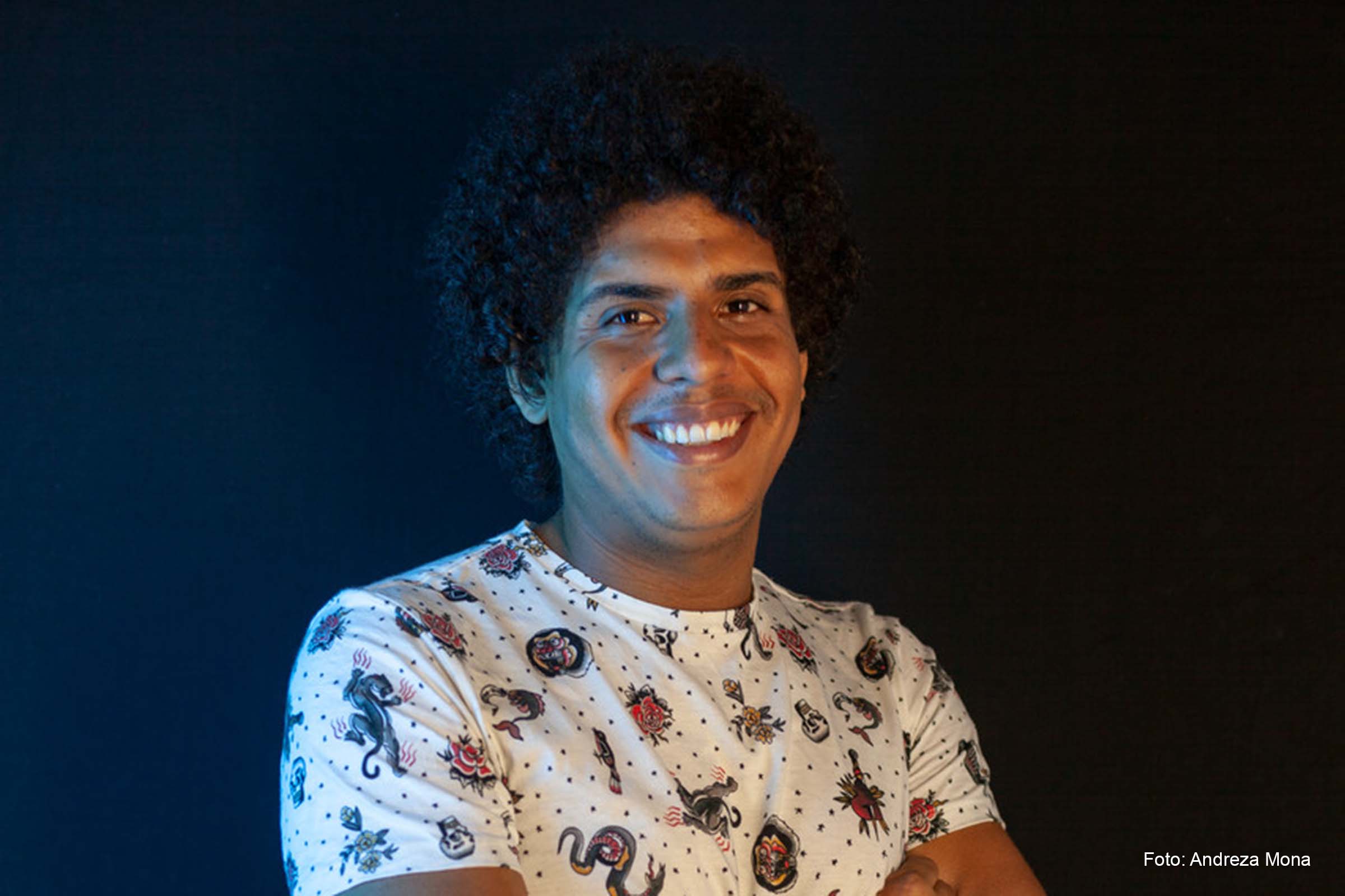 História em Quadrinhos, contemplada pelo Rumos Itaú Cultural, combina referências da mitologia africana, cultura afro-baiana e universo de super-heróis, explica Marcelo Lima.