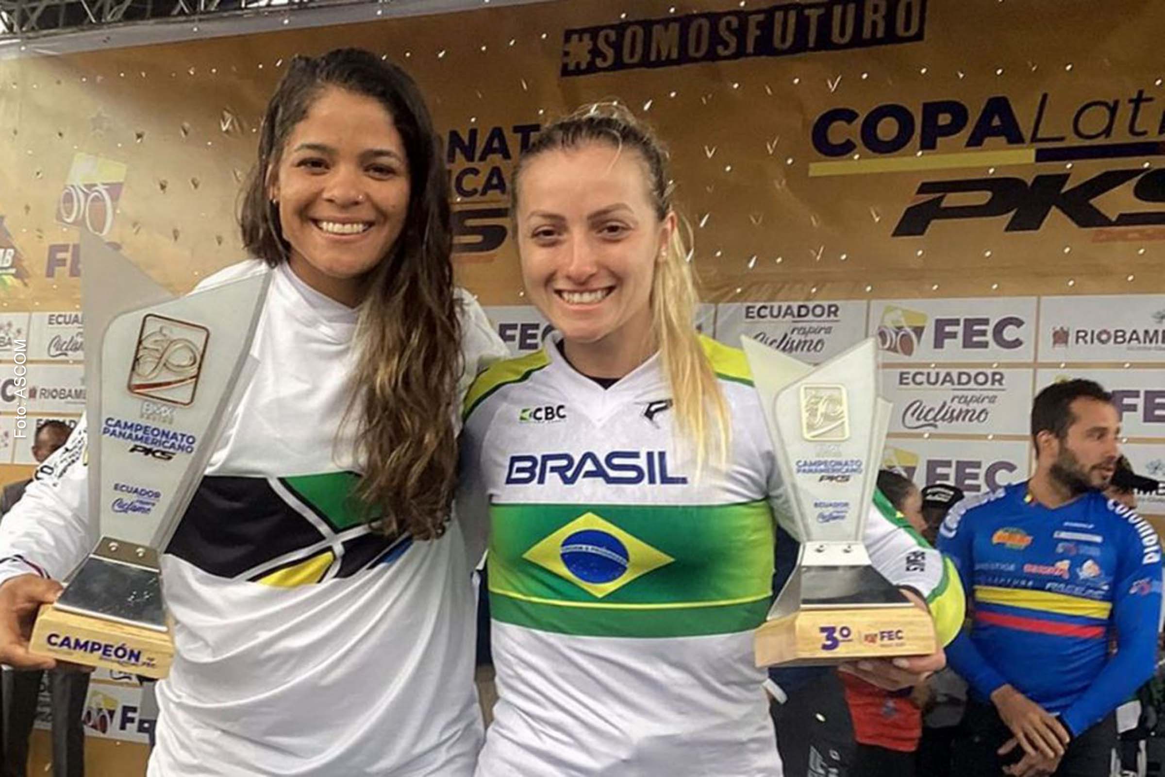 Paola Reis, baiana de 23 anos teve, no pódio, a companhia da paulista Priscilla Stevaux, medalhista de bronze.