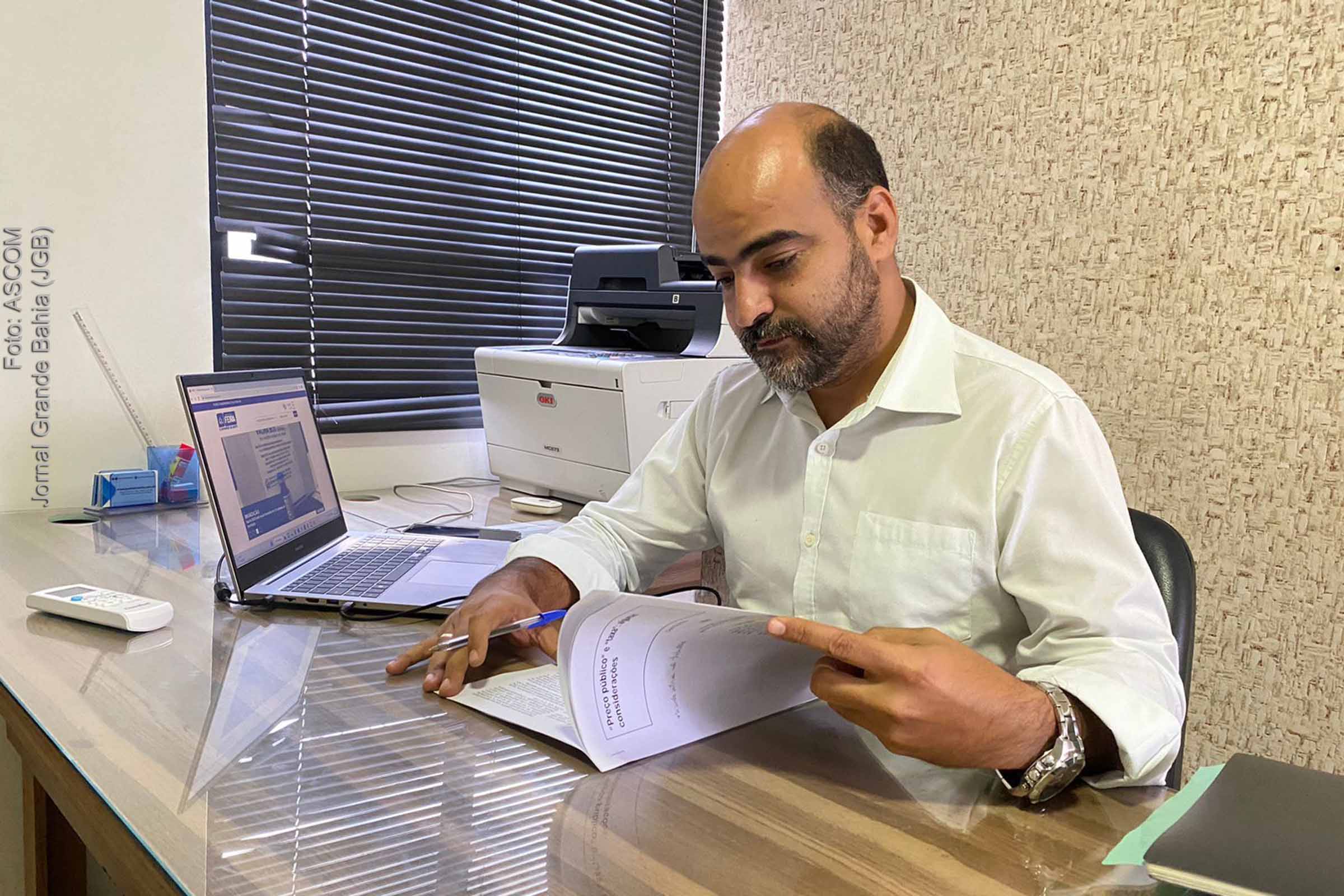 Distribuição de sementes na zona rural de Feira de Santana é substituída por investimentos em diversas áreas, diz secretário Pedro Américo