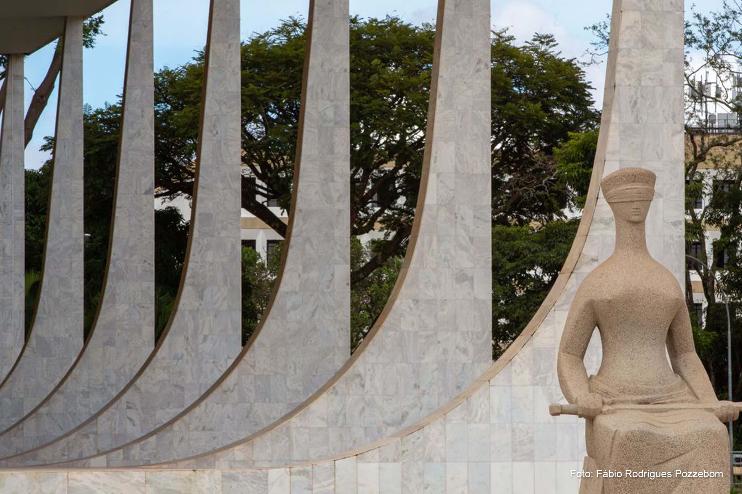 A medida possibilitou a redução da cobrança para 0,33% (PIS) e 2% (Cofins) sobre o lucro real.