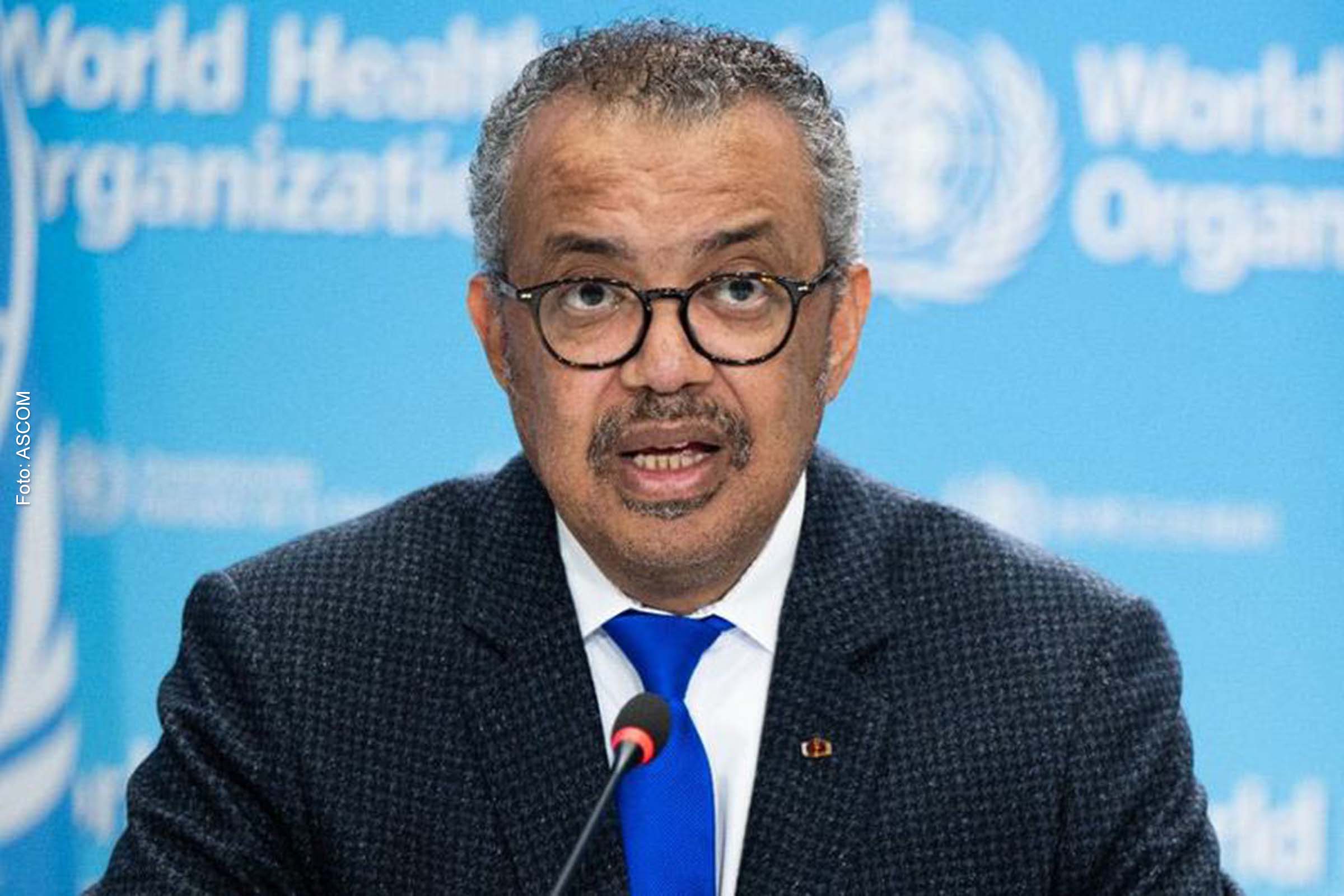 O diretor-geral da OMS, Tedros Ghebreyesus, informa a imprensa sobre a situação do COVID-19.