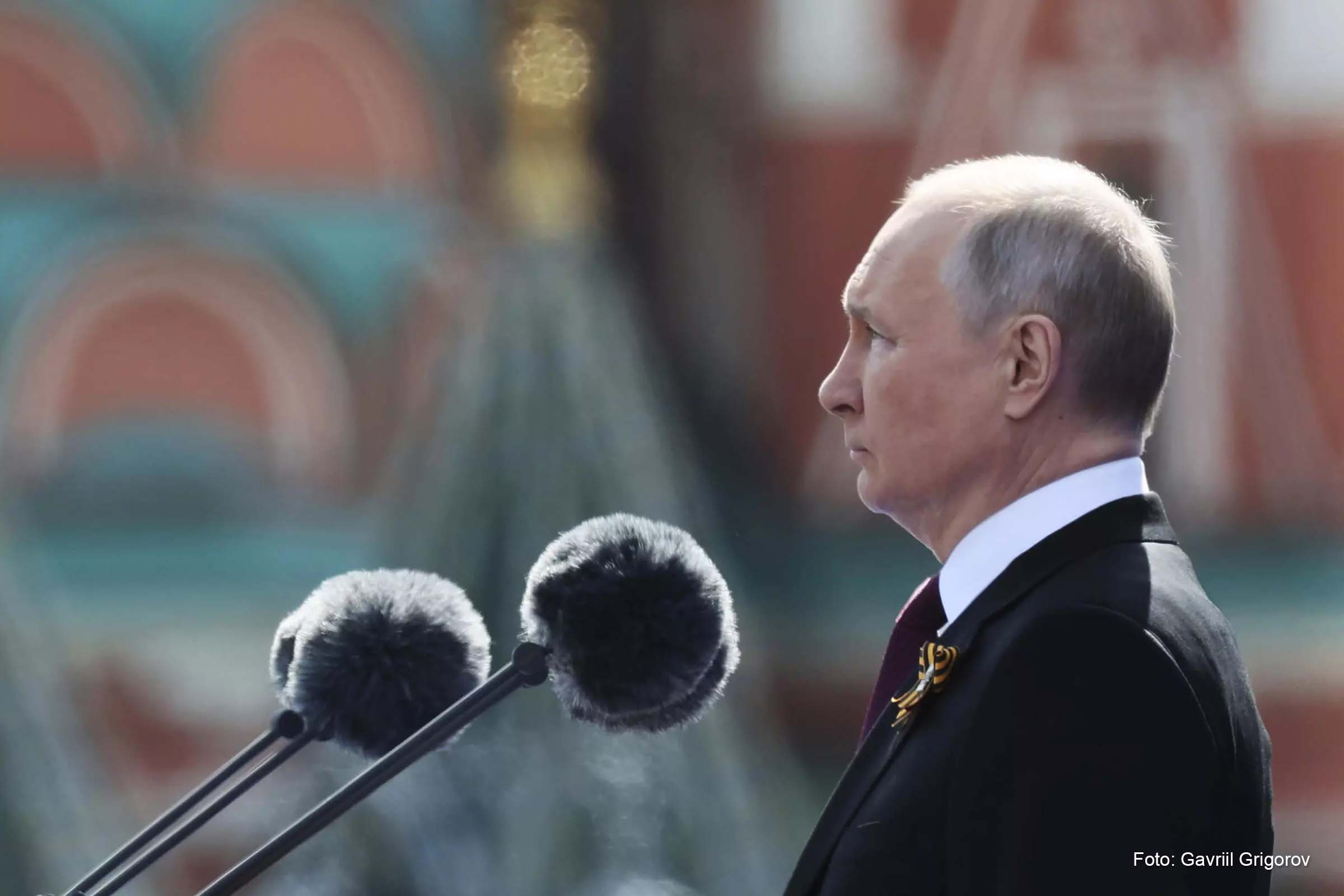 Vladimir Putin, presidente da Rússia, pronuncia seu discurso durante o desfile militar do Dia da Vitória, na Praça Vermelha, em Moscou.