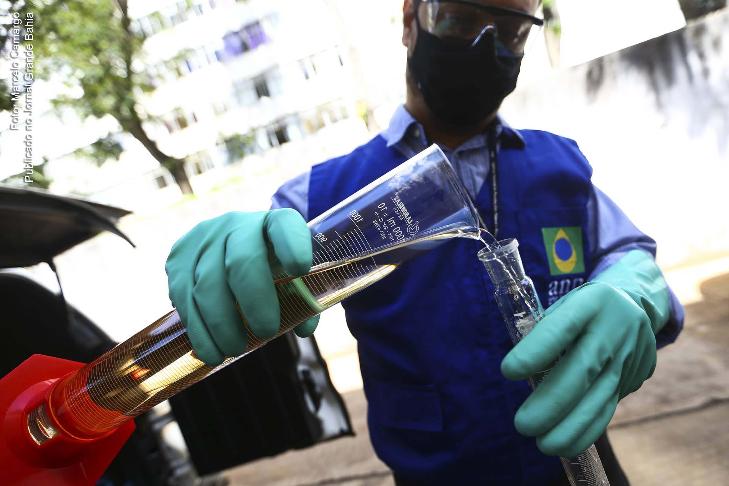 ANP fiscaliza agentes econômicos na Bahia e identifica diversas irregularidades.