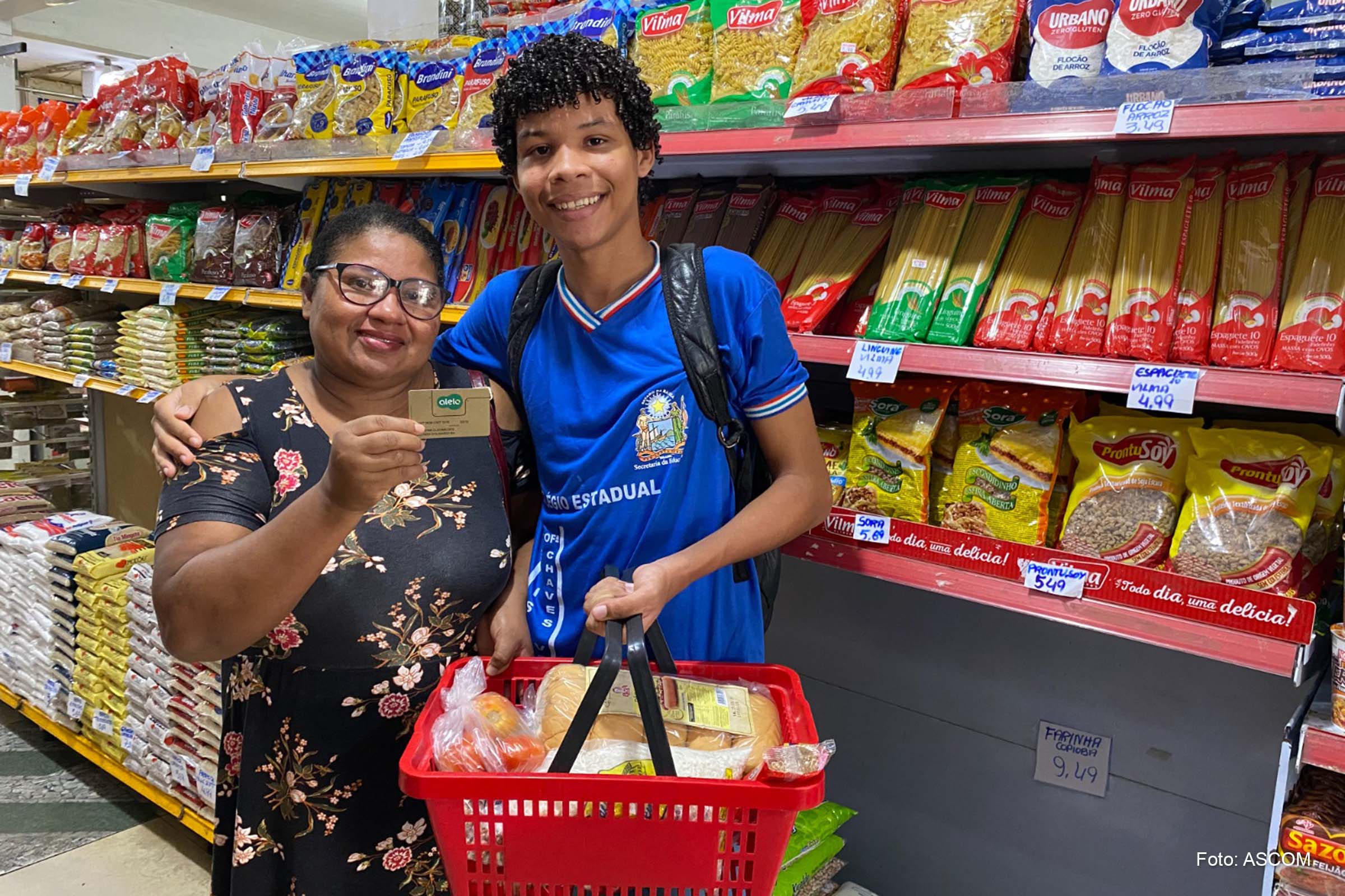 Previsão é de atender cerca de 372 mil famílias e 422 mil estudantes.