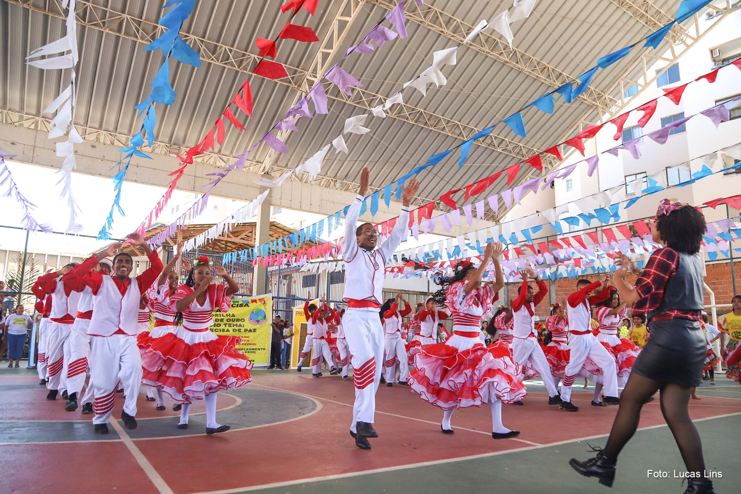 Encontro Junino contou com a participação de nove escolas municipais.