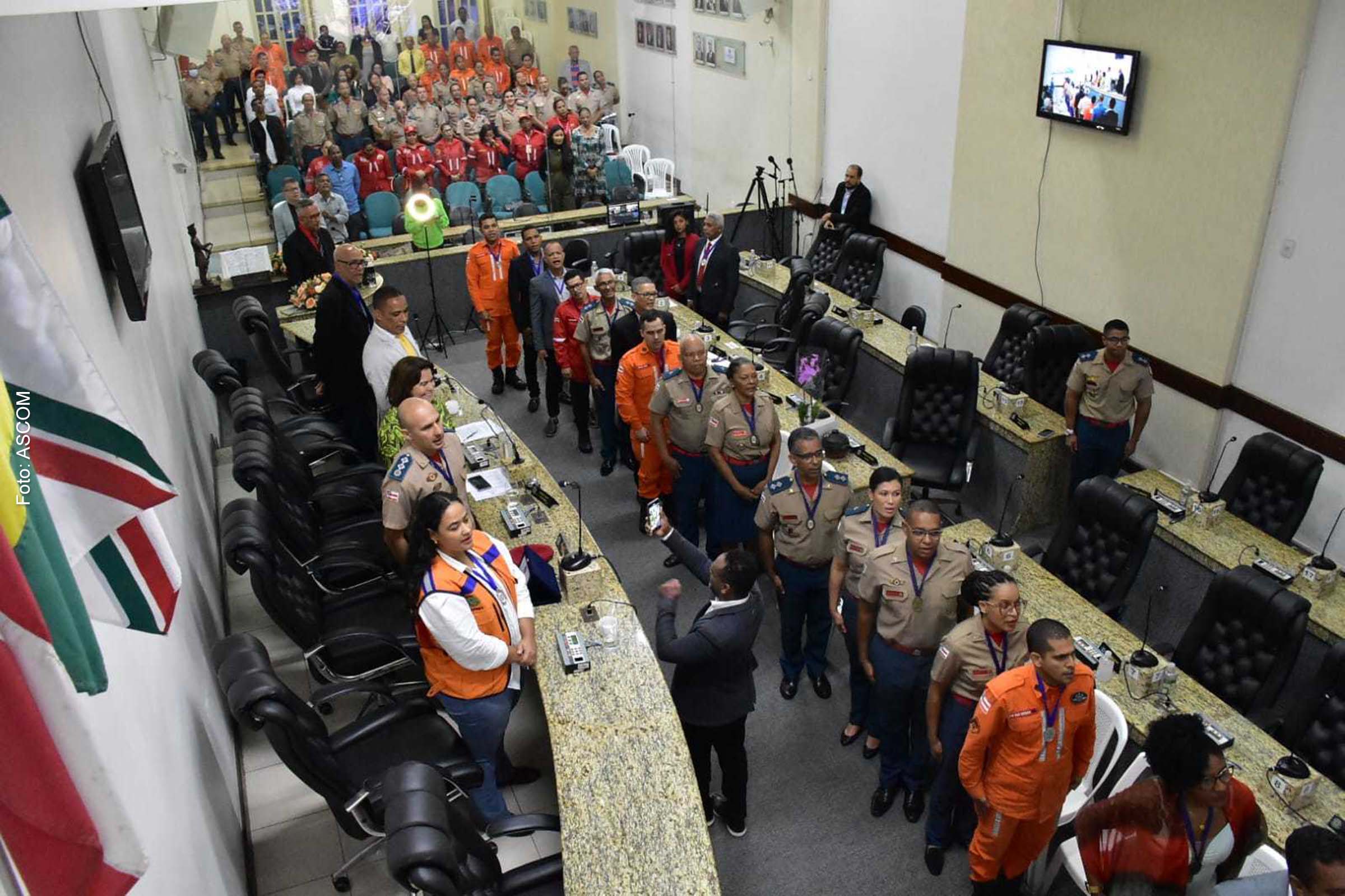 Grupamento de Bombeiros recebe homenagem na Câmara Municipal de Feira de Santana