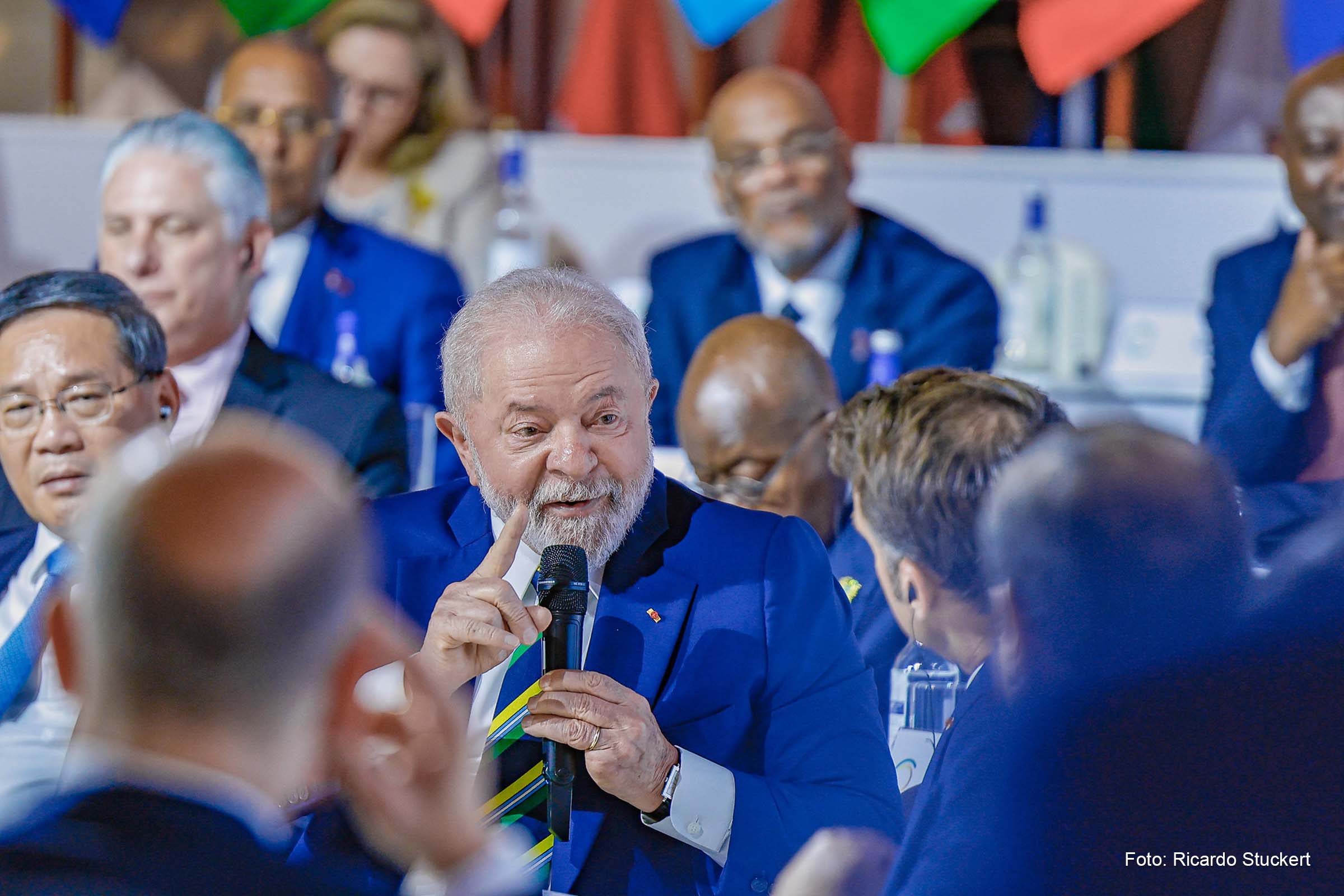 Presidente Lula na Cúpula para um Novo Financiamento Global, realizada em Paris.