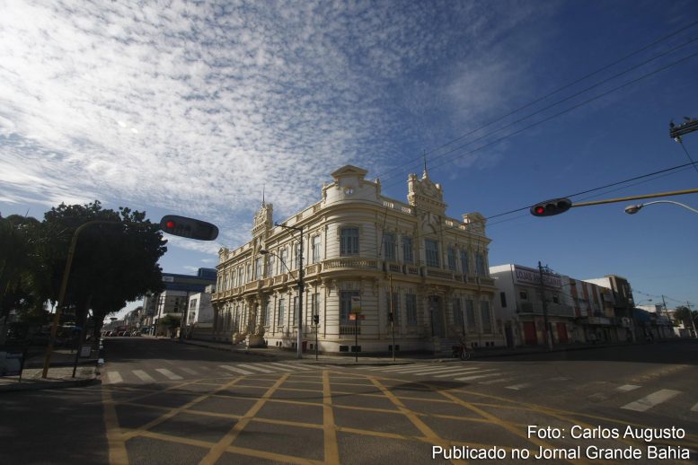 Ambas publicações saíram em edição extra do Diário Oficial Eletrônico do Município.