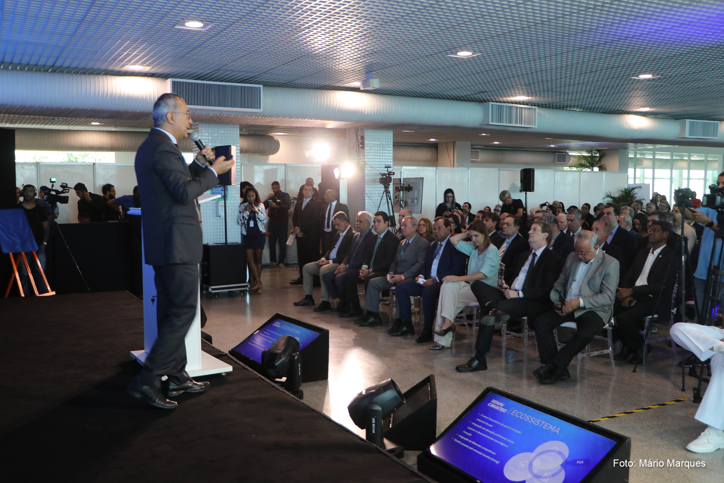 O novo equipamento é uma unidade projetada para apoiar atividades e pesquisas marítimas industriais e comerciais.