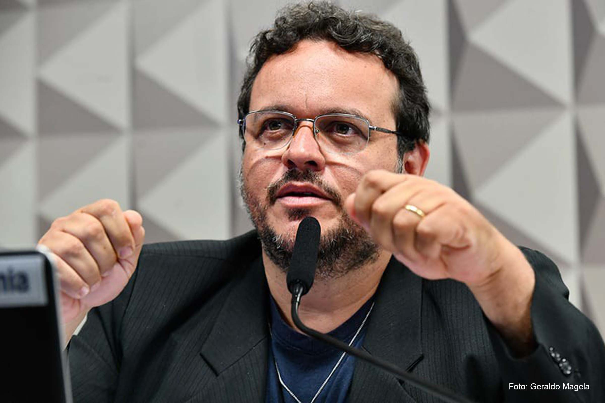 Adriano Machado, fotojornalista.