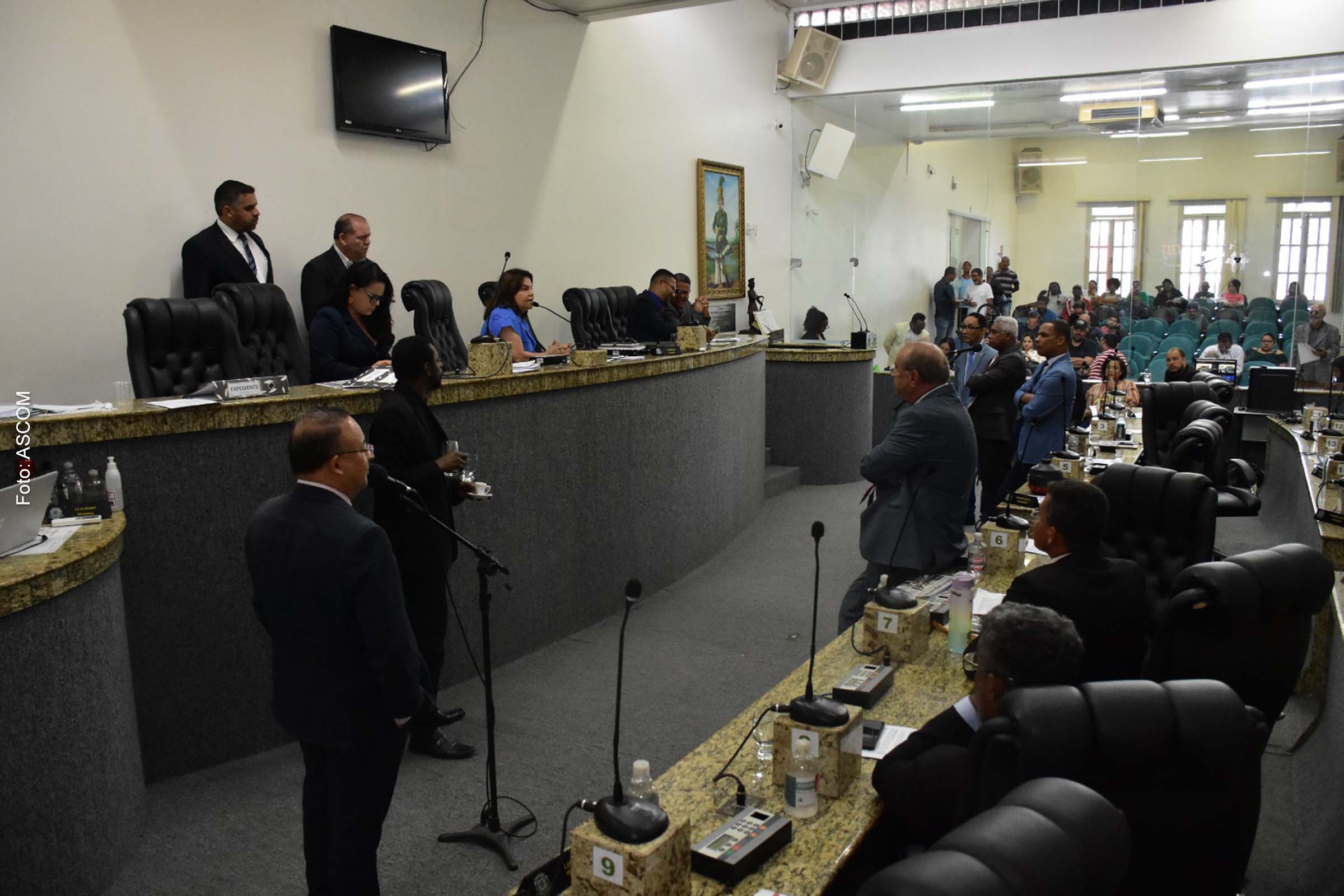 A investigação em andamento sinaliza um esforço para assegurar a transparência na relação entre o poder público e as prestadoras de serviços na área de saúde.