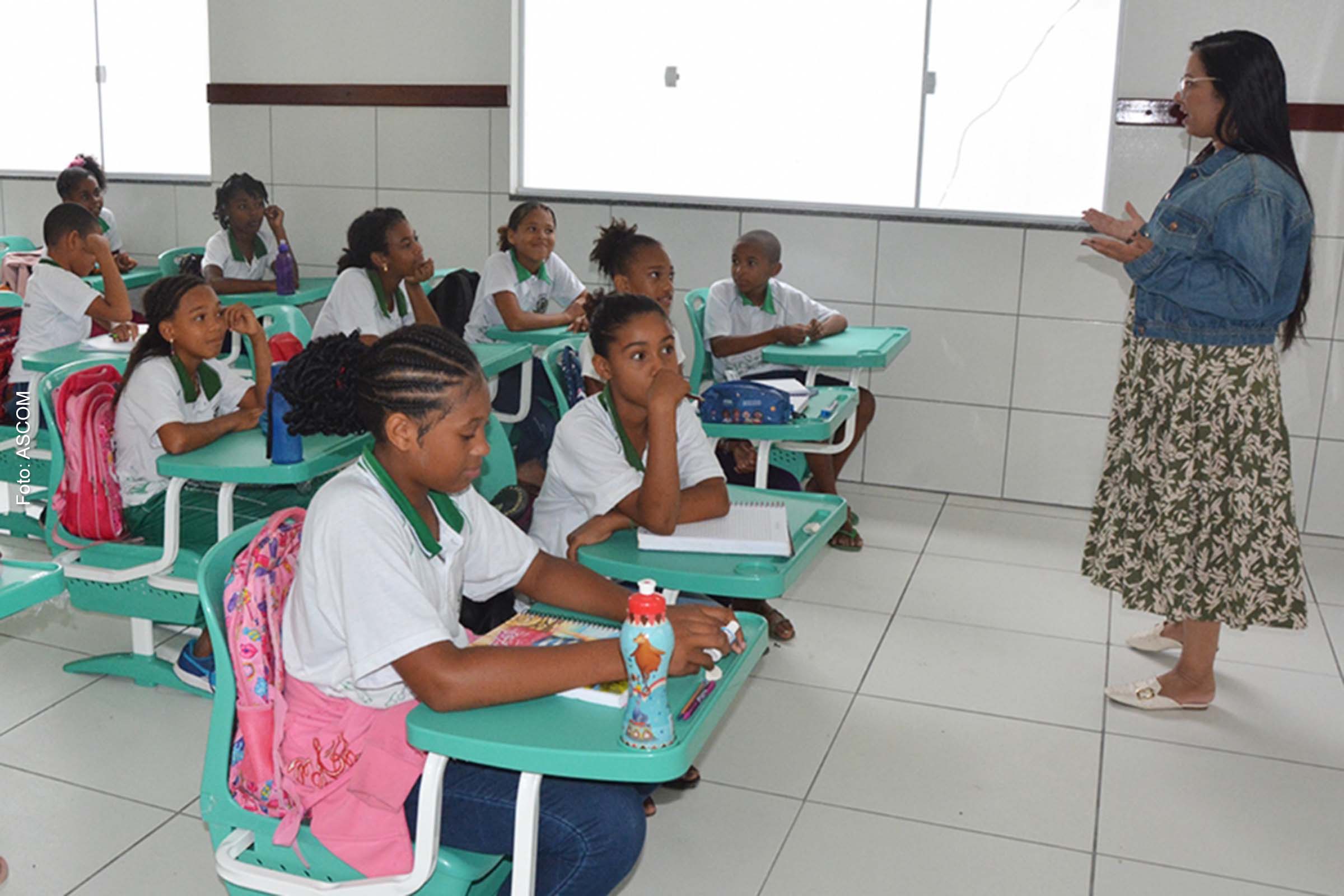 A Prefeitura convocou mais 55 professores temporários para contratação imediata via REDA.